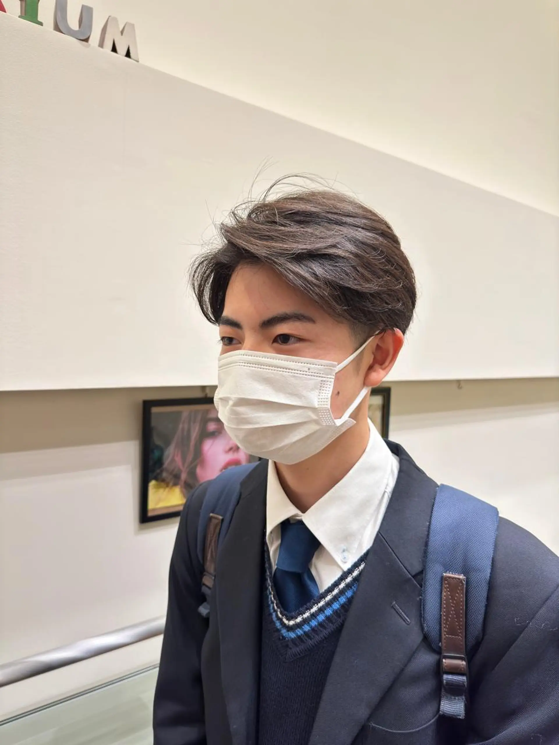 メンズ センターパート レイヤー/グレージュ メンズパーマのヘアスタイル