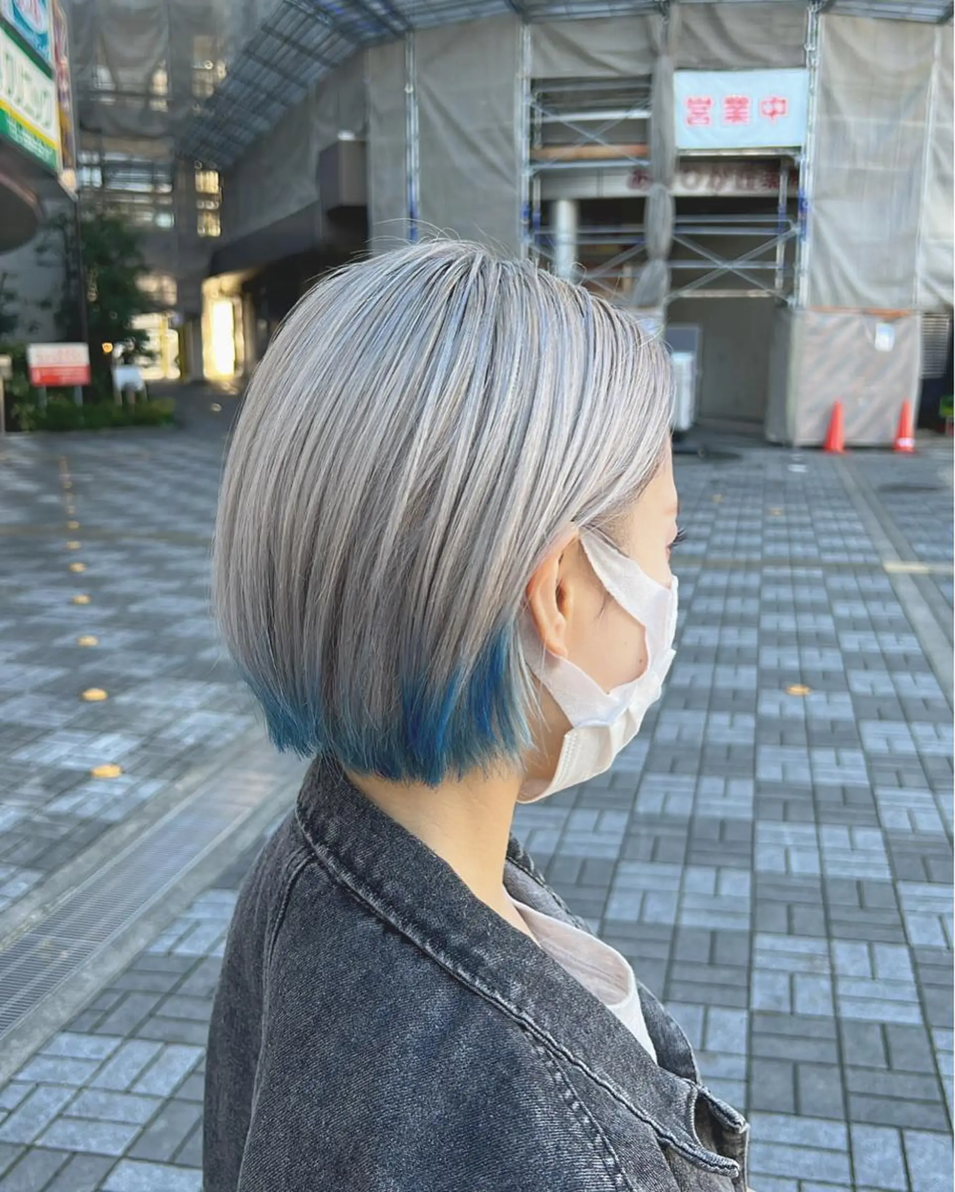 ショート カラー ブルーカラー シルバー 🌸HONOKA🌸 【グレージュ】のヘアスタイル