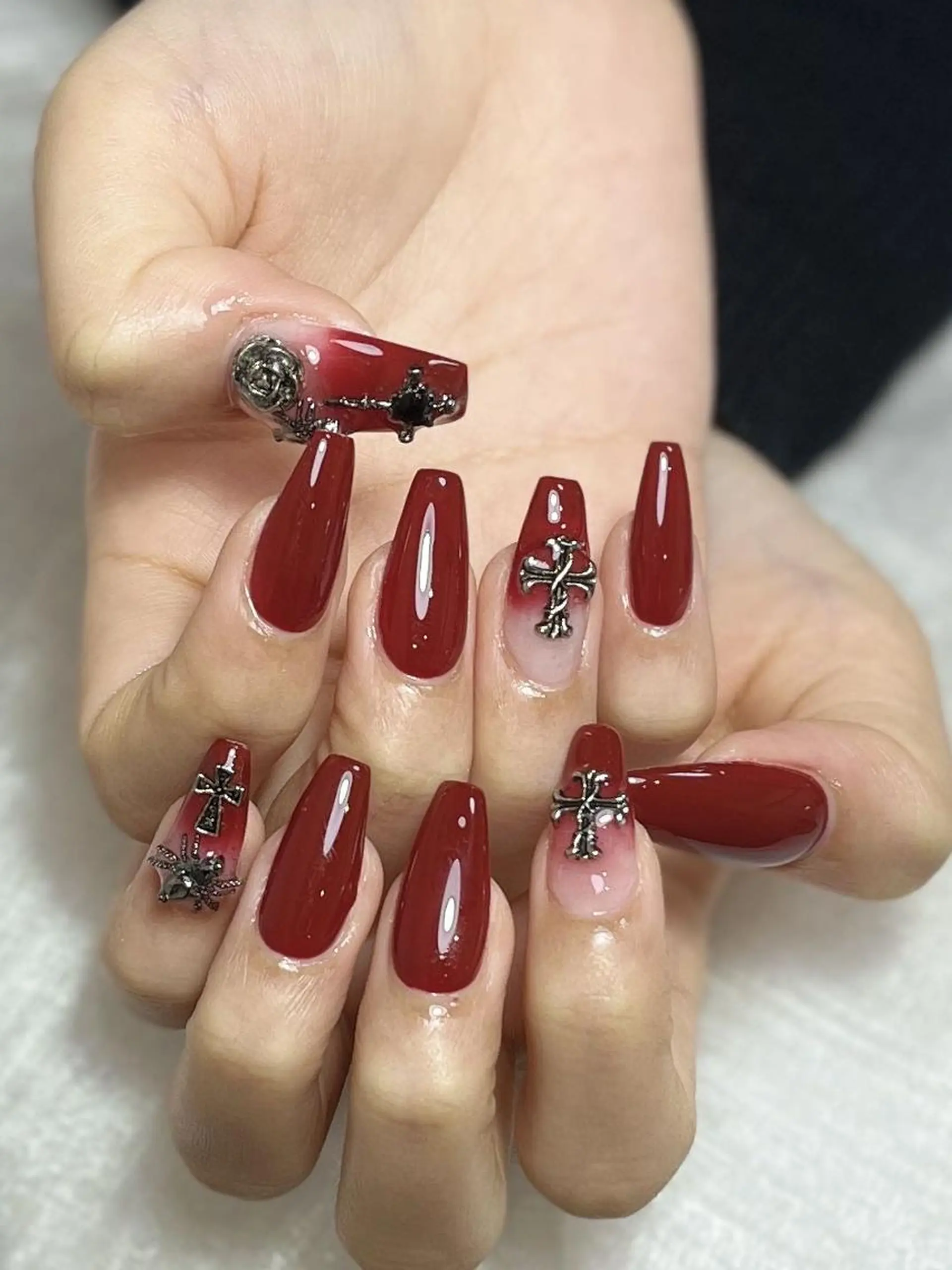 ネイル ハンドネイル フットネイル ハンドケア DEMAIN- 🌹のネイルデザイン