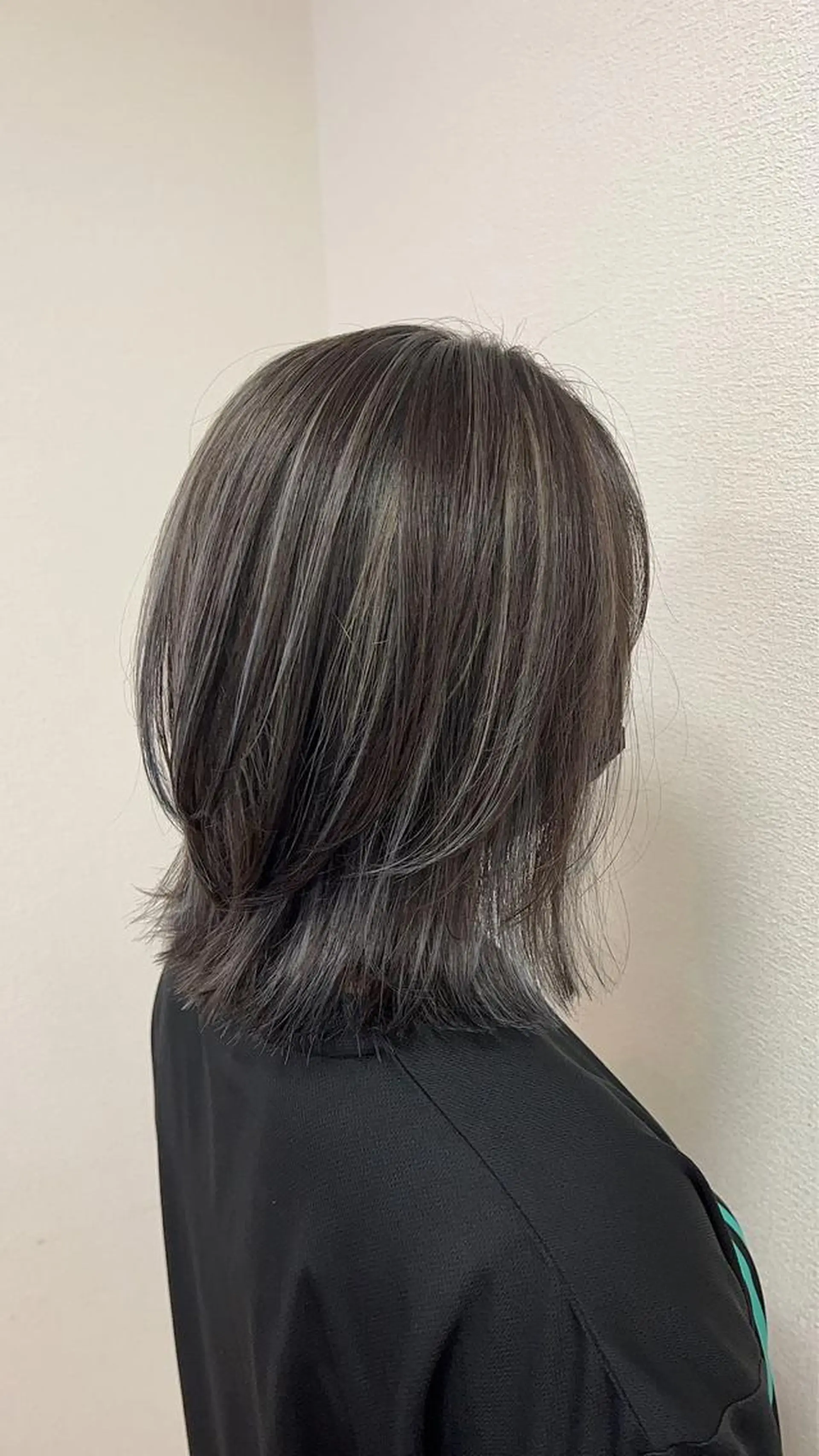 ミディアム レイヤーカット ローレイヤー カット ヘアカラー トリートメント RAPTURE 宝地店のヘアスタイル