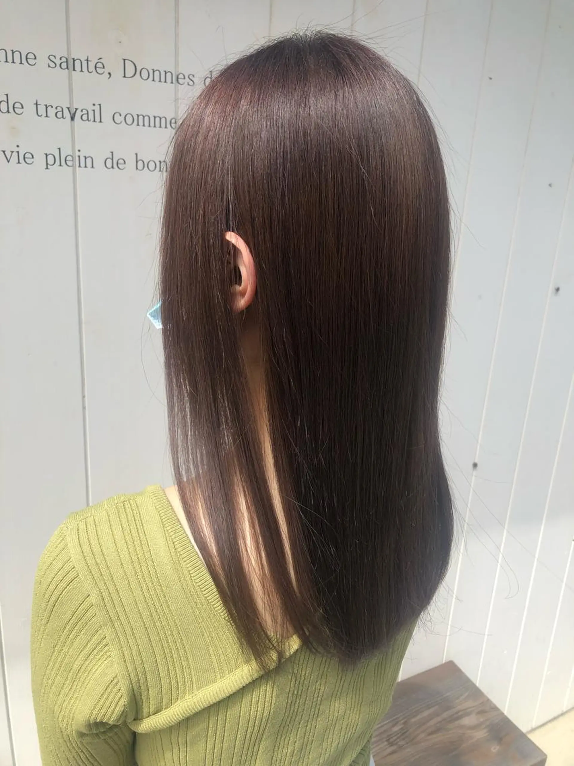 セミロング fuuga春日部店所属・艶髪髪質改善🐰🫧 ai🩵のヘアスタイル