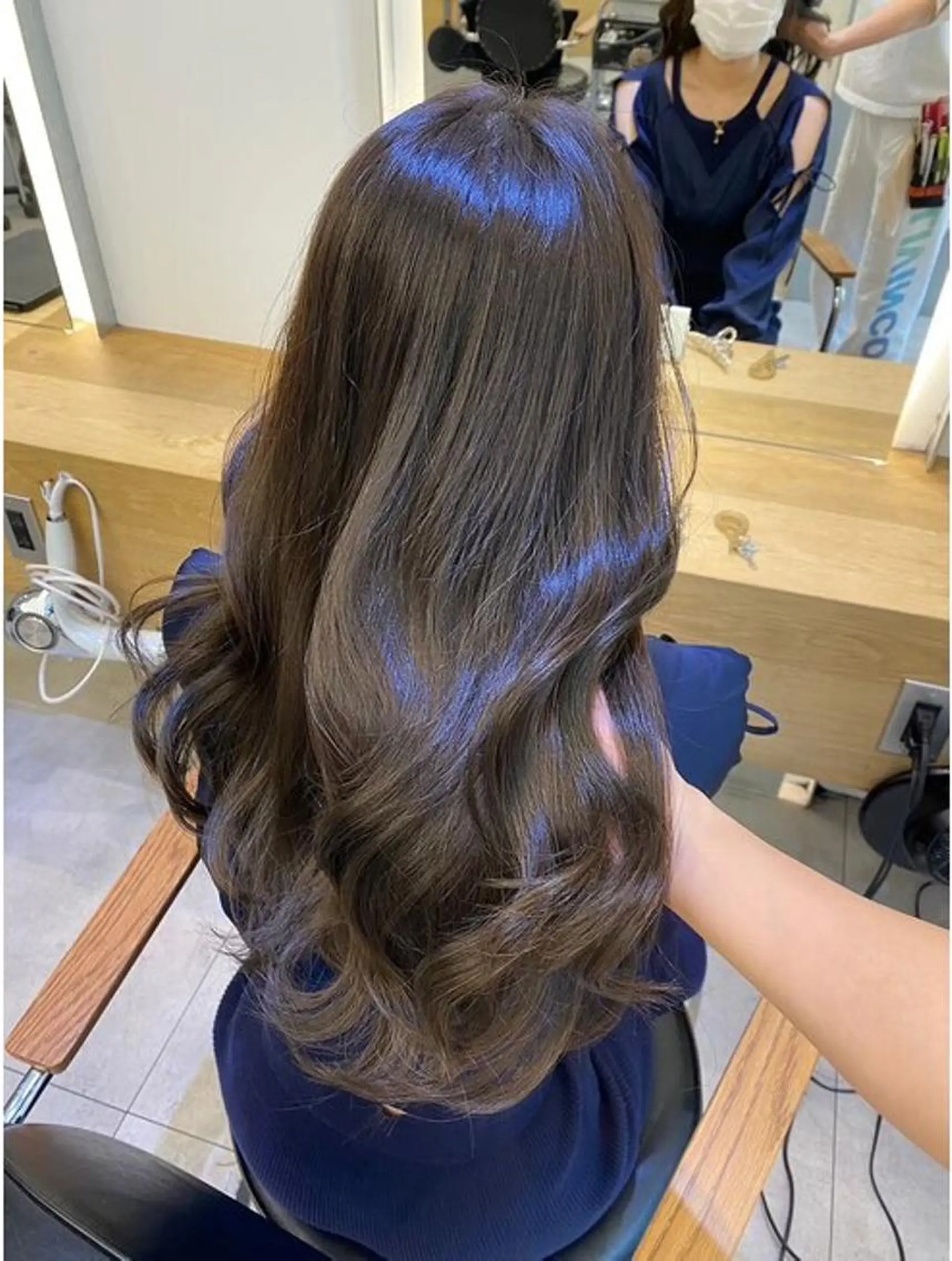 ロング 顔まわりレイヤー 髪質改善 韓国風ヘア レイヤーカット 似合わせカット 髪質改善🇰🇷レイ ヤーカット/艶透明髪のヘアスタイル