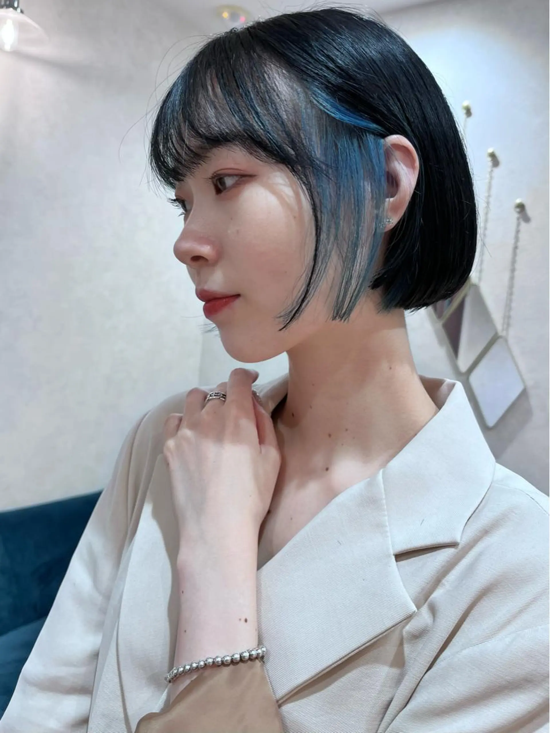 ショート カラー 木元 瑛✂︎ボブのヘアスタイル