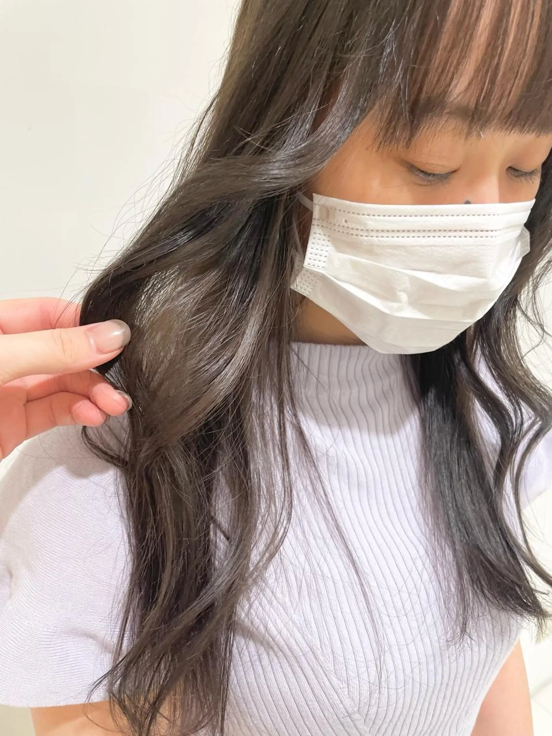 ロング カラー 透明感カラー momoka ［pejite]のヘアスタイル