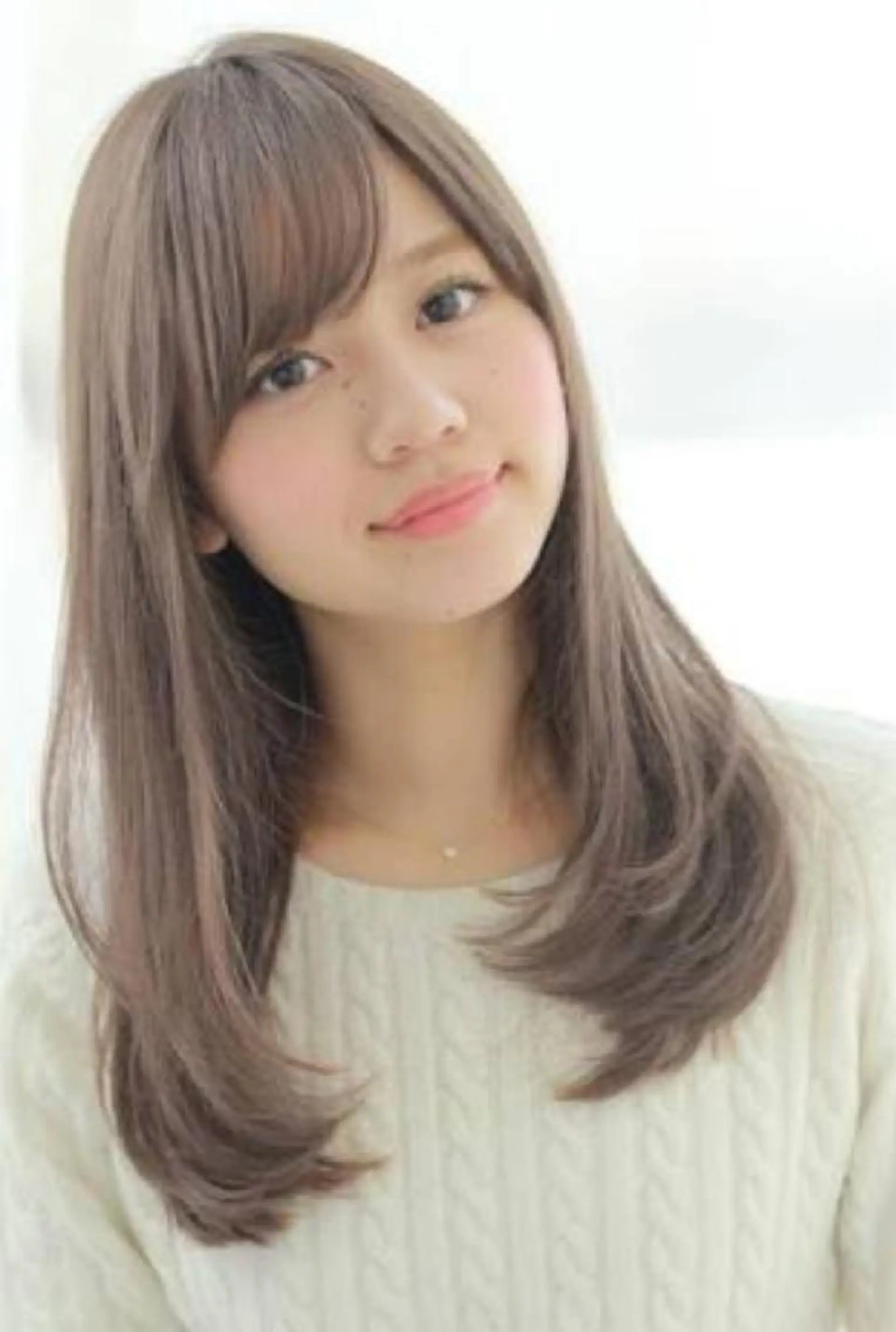 セミロング カット トリートメント 推しアニメカラー🌈 ツヤ透明感カラー🦄のヘアスタイル