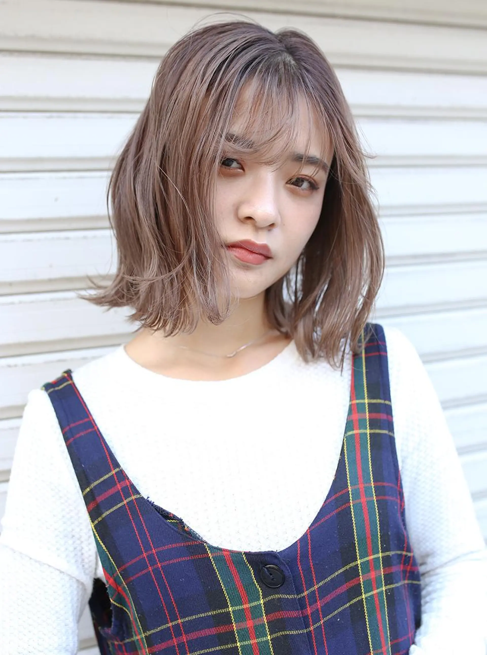 ミディアム カラー パーマ ブリーチカラーが人気 onnuのヘアスタイル