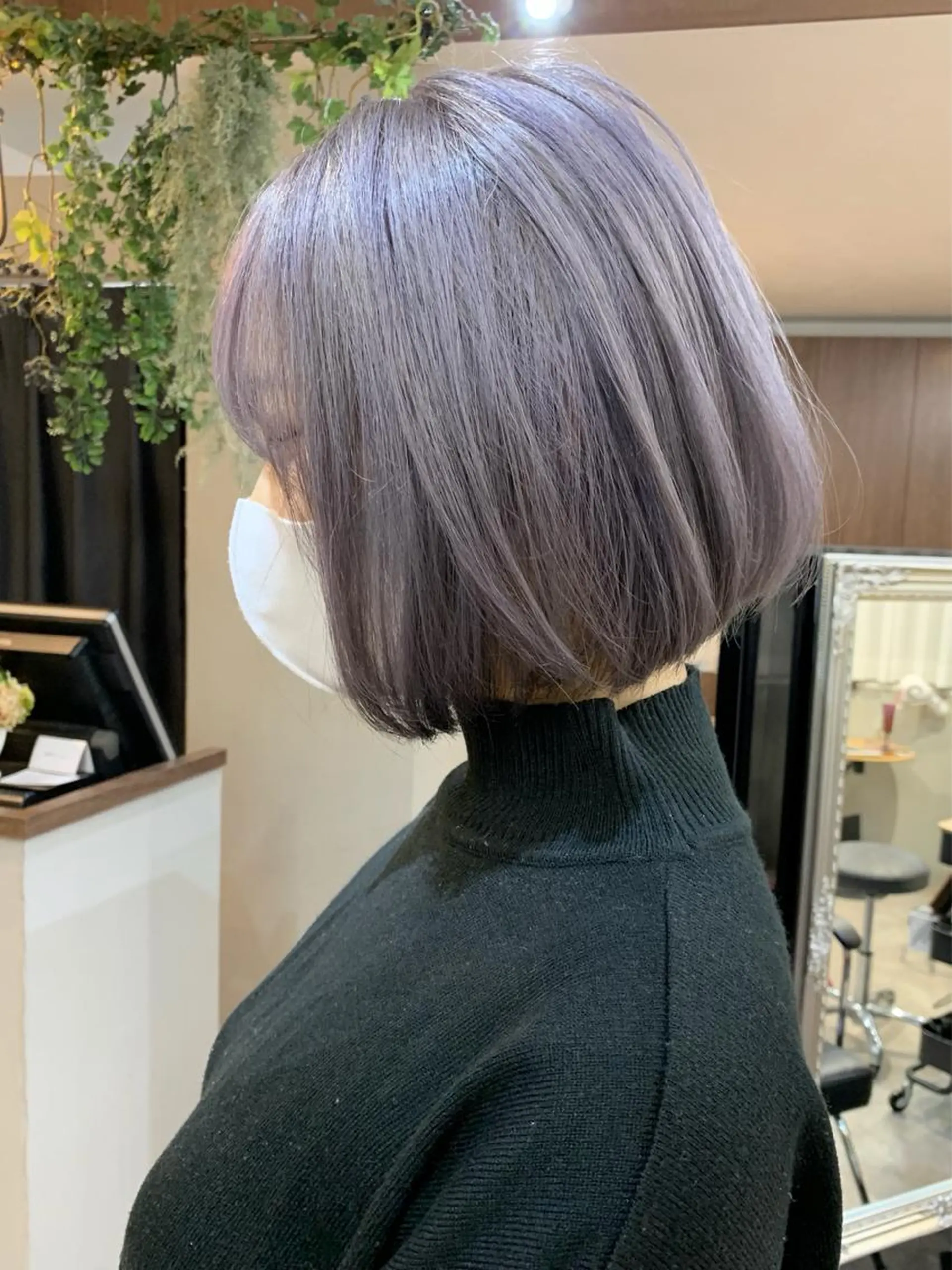 ショート カラー ブリーチ ラベンダーカラー ボブ カット ヘアカラー トリートメント AMI Hair Supply所属・YUSUKE レイヤーカットカラーのヘアスタイル