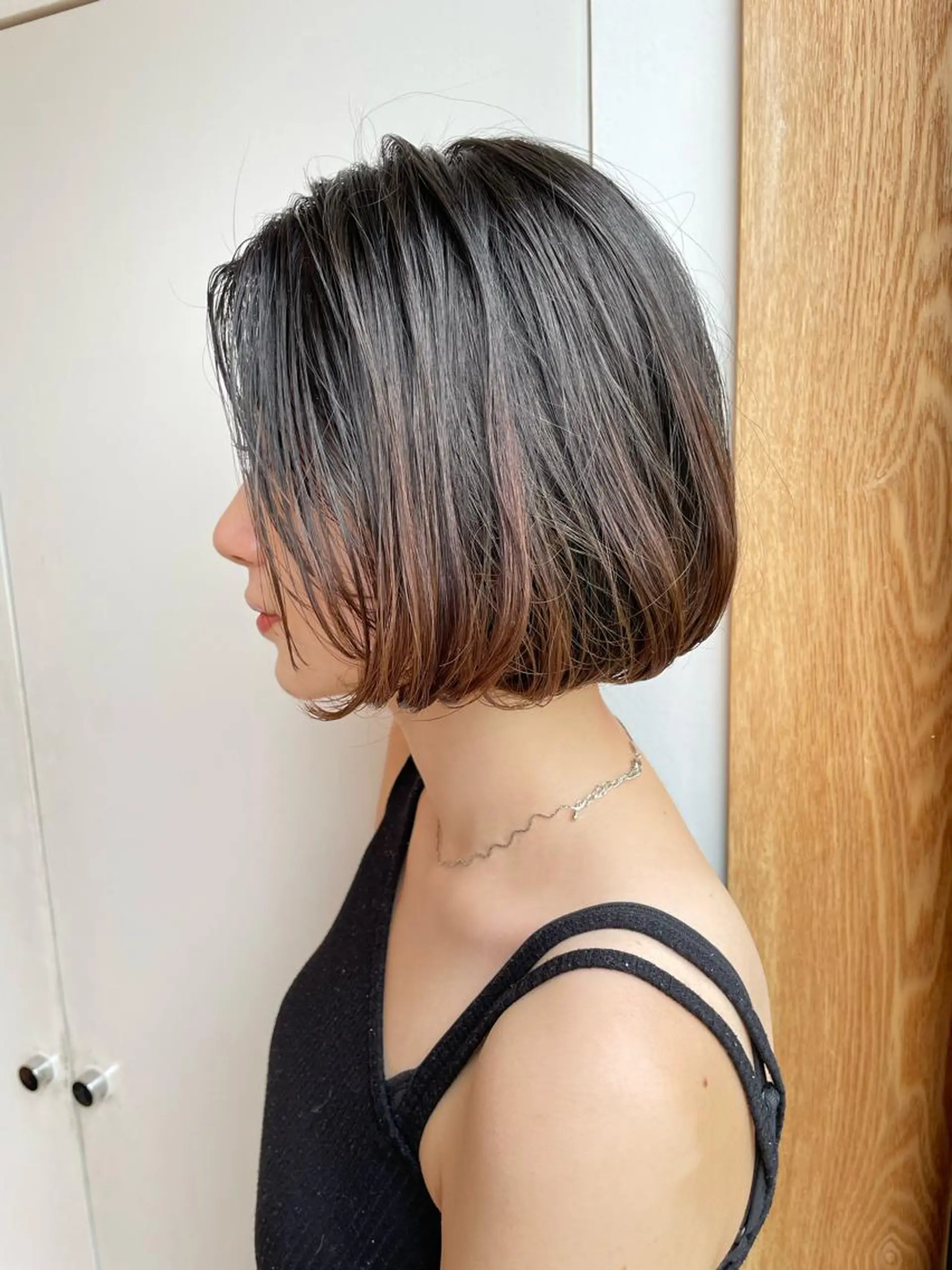 ミディアム 🌊トガシカイト /ショート白髪ぼかしのヘアスタイル