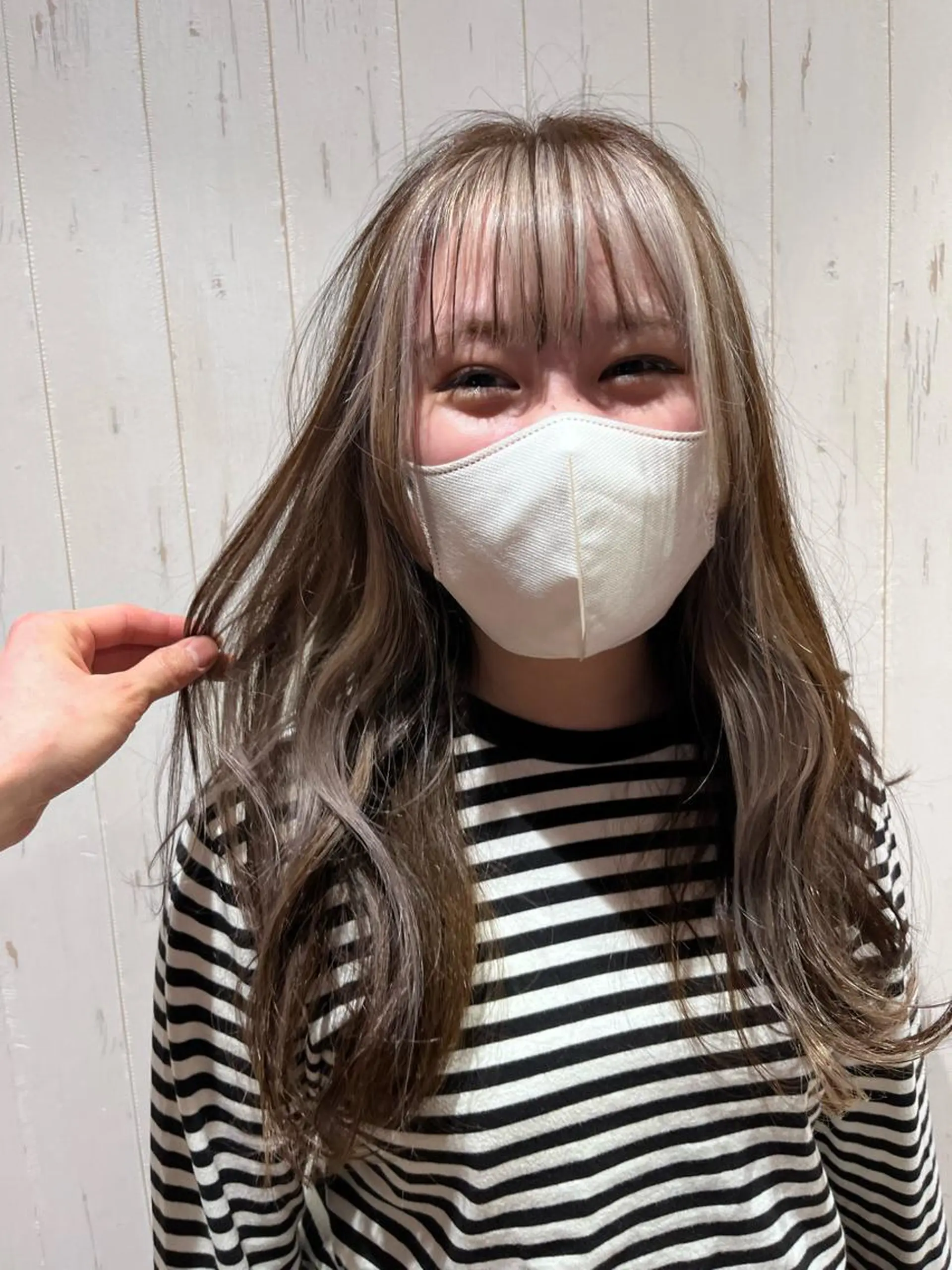 ロング カラー ベージュカラー インナーカラー ホワイトベージュ dogstar小林諒 レイヤー/パーマのヘアスタイル