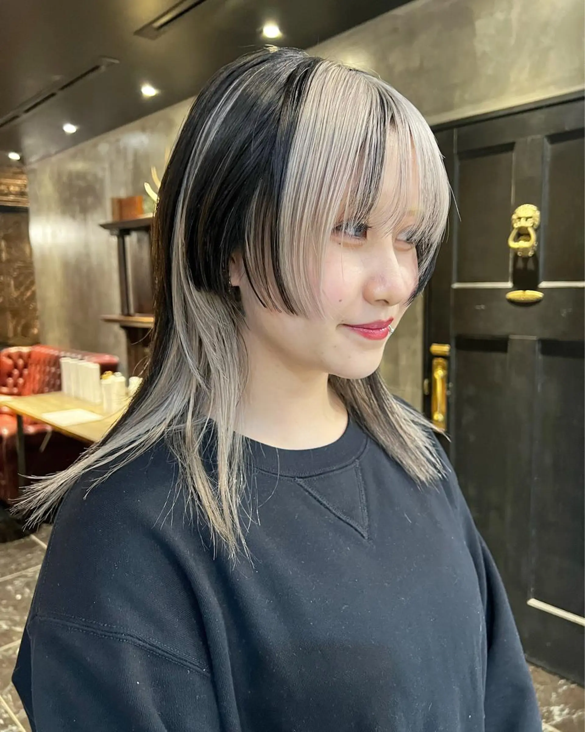 ミディアム カラー カット ヘアカラー haco＋所属・圧倒的デザイン力 店長🎨RENAのヘアスタイル