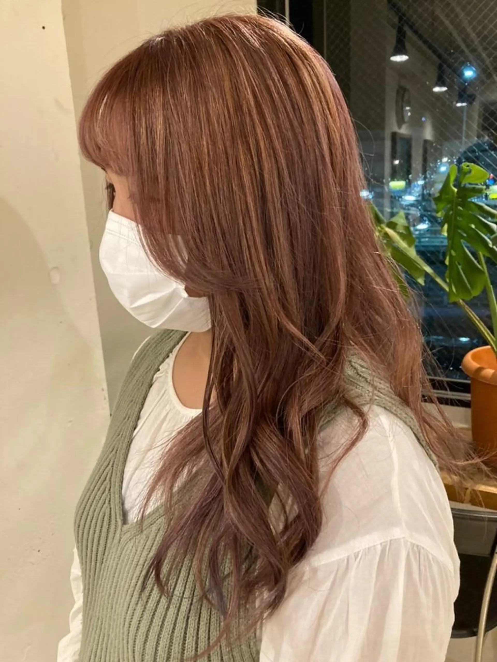 ロング カラー ヘアアレンジ 安澤 彩奈のヘアスタイル