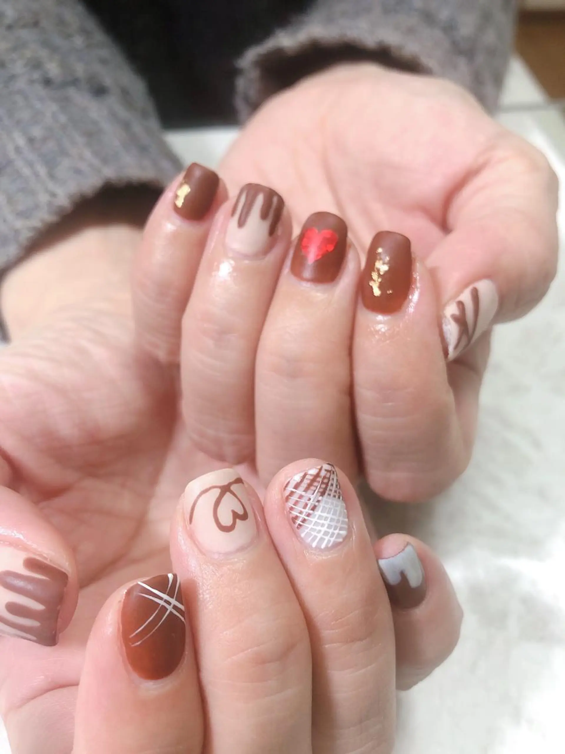 ネイル バレンタイン ハンドネイル フットネイル Lokahi NAILのネイルデザイン