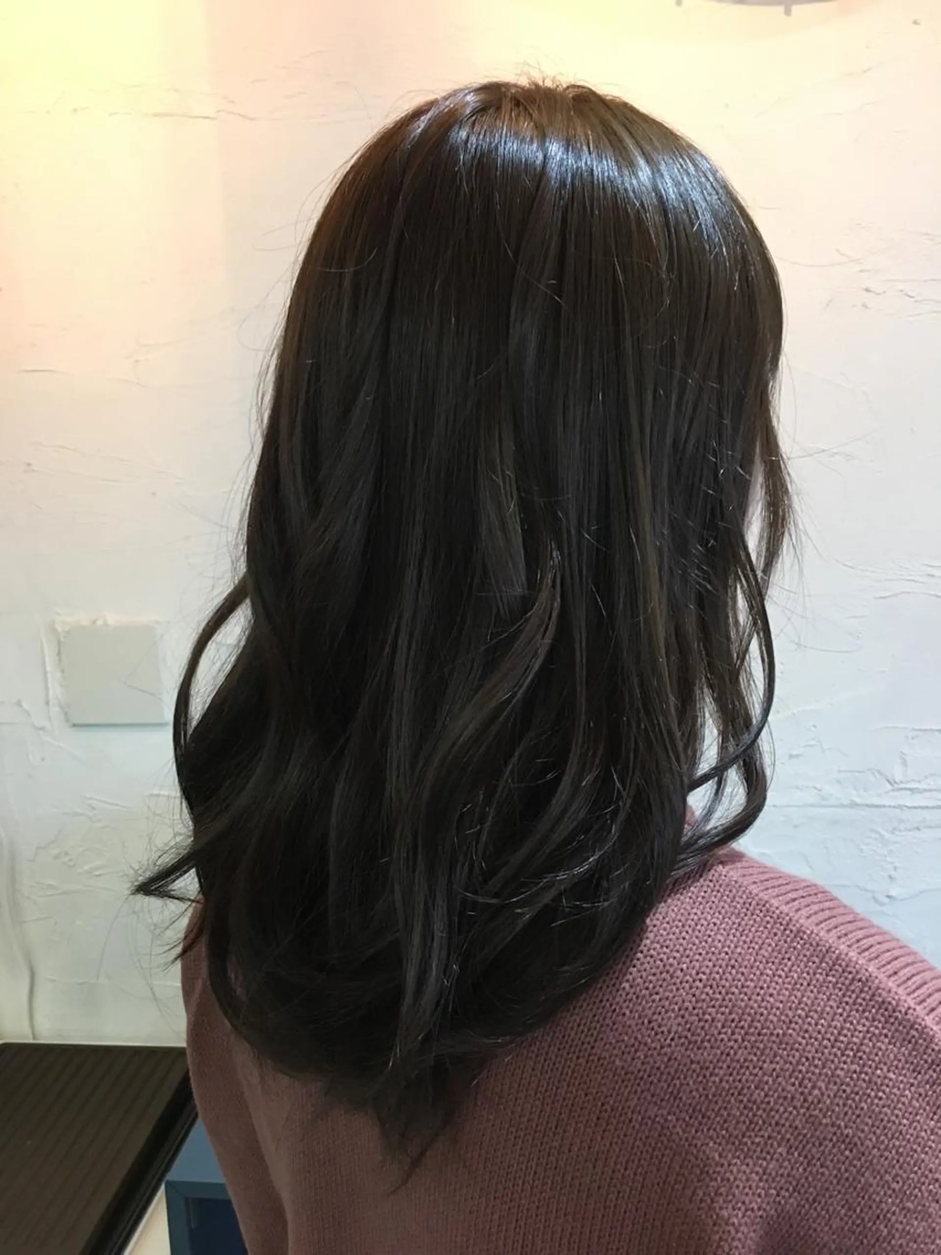 セミロング 松田 由紀子のヘアスタイル