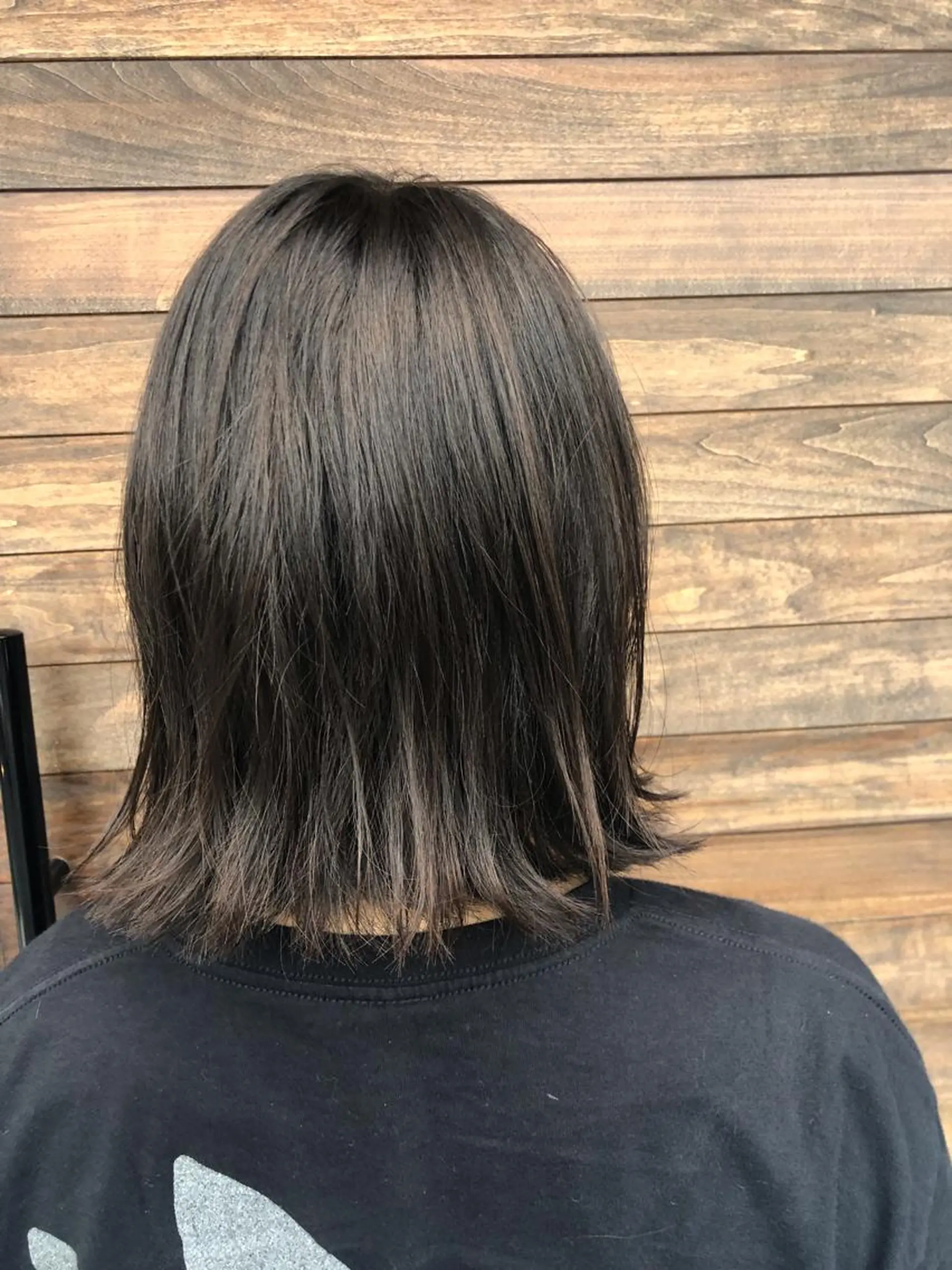 ミディアム 大内 郁のヘアスタイル