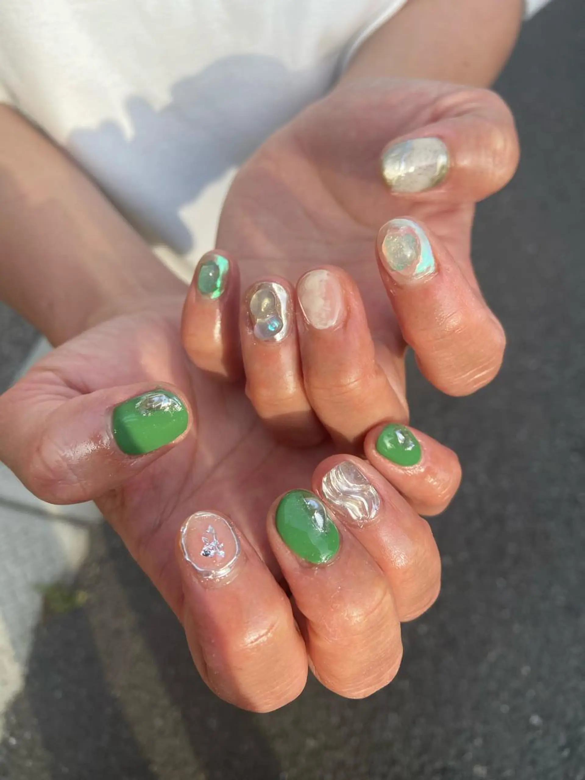 ネイル アートネイル オーロラネイル クリアネイル 氷ネイル・うるうるネイル 韓国ネイル . unffのネイルデザイン