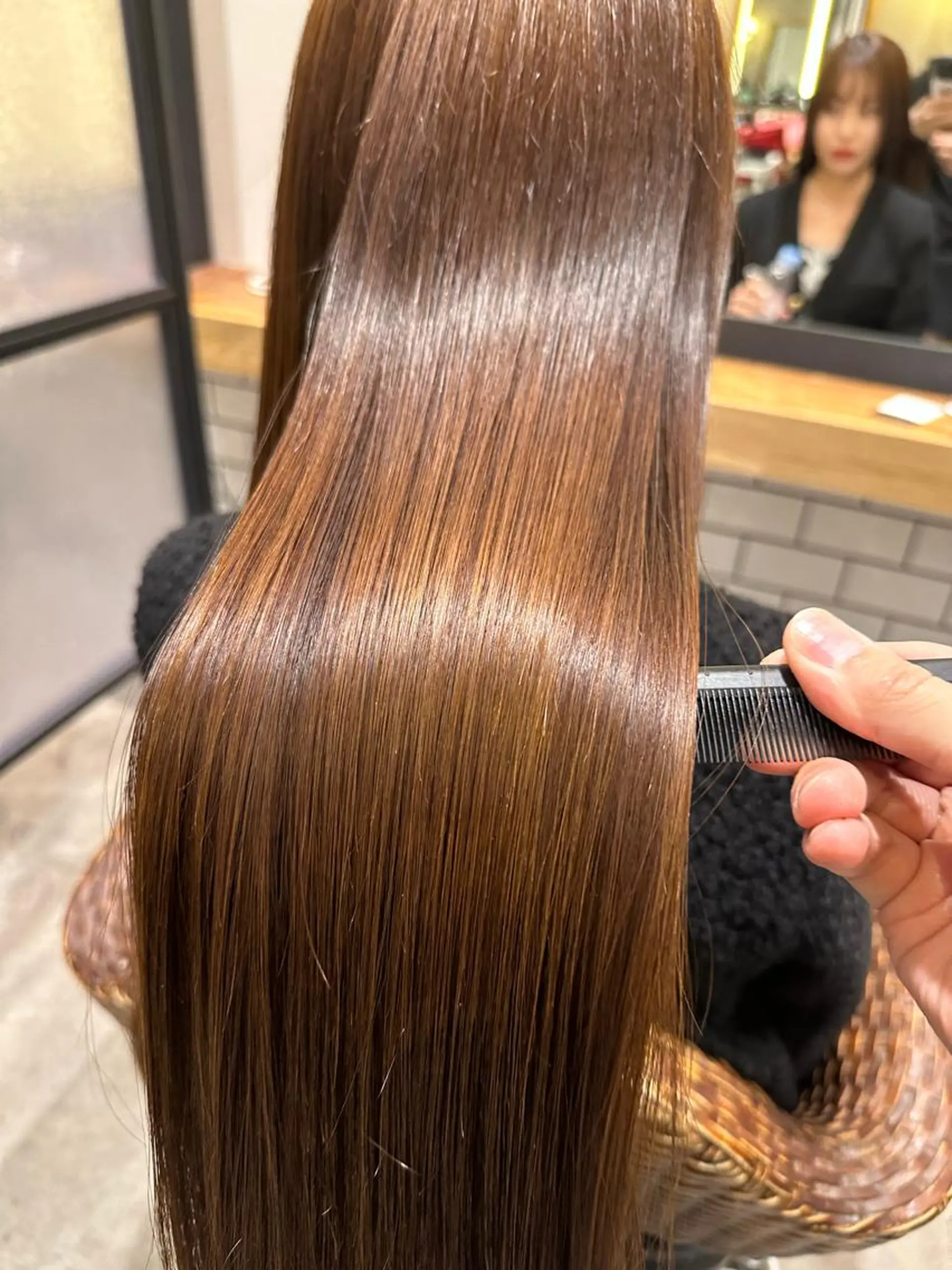 ミディアム カラー パーマ ヘアアレンジ メンズ キッズ ネイル マツエク・マツパ アイブロウ ミディアムレイヤー ミディアムパーマ メンズバレイヤージュ メンズブリーチ メンズハイライト 🌈髪質改善TR 艶カラーユウダイ🌈のヘアスタイル