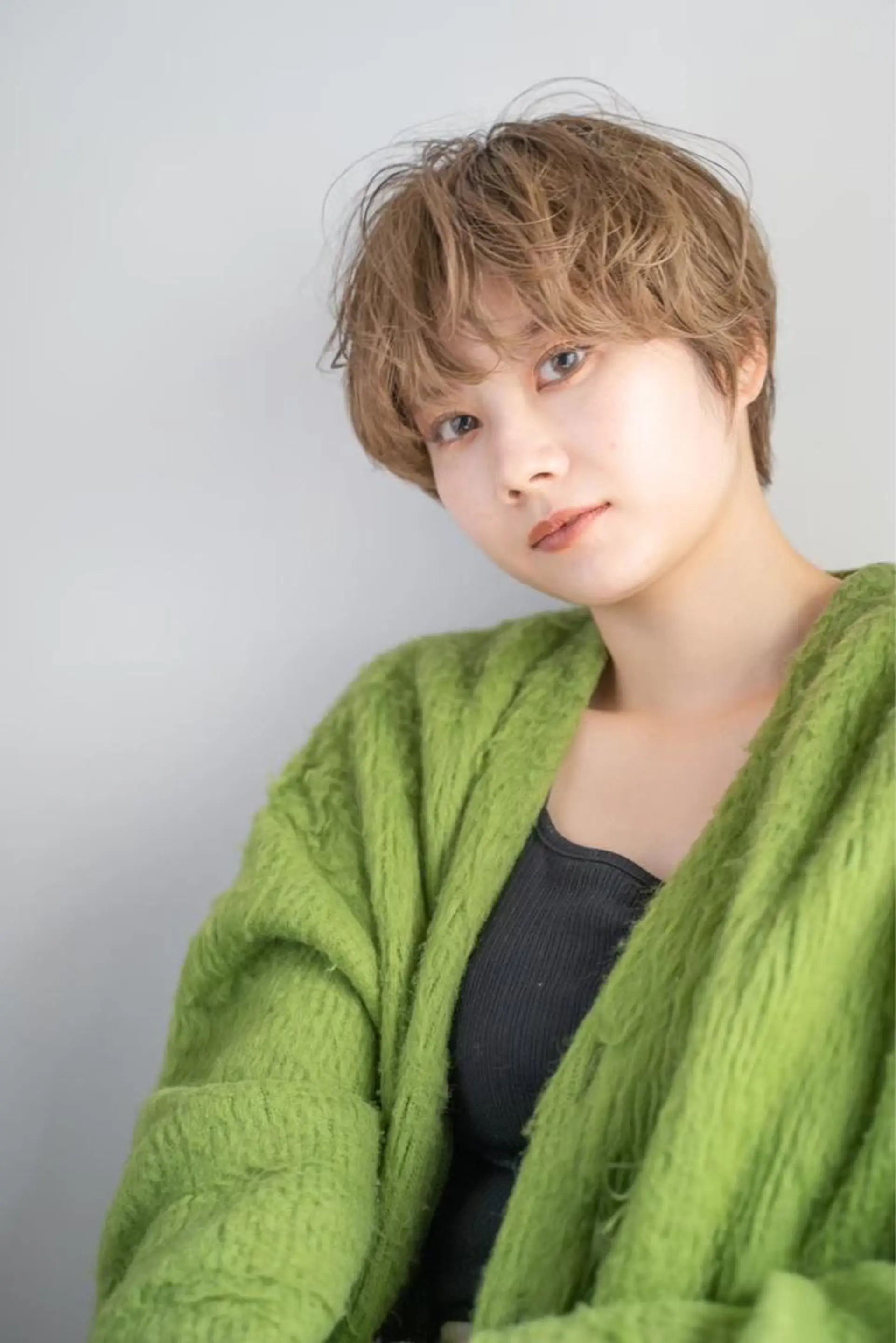 ショート カラー ショートとレイヤーが 好きな人|三浦翔のヘアスタイル