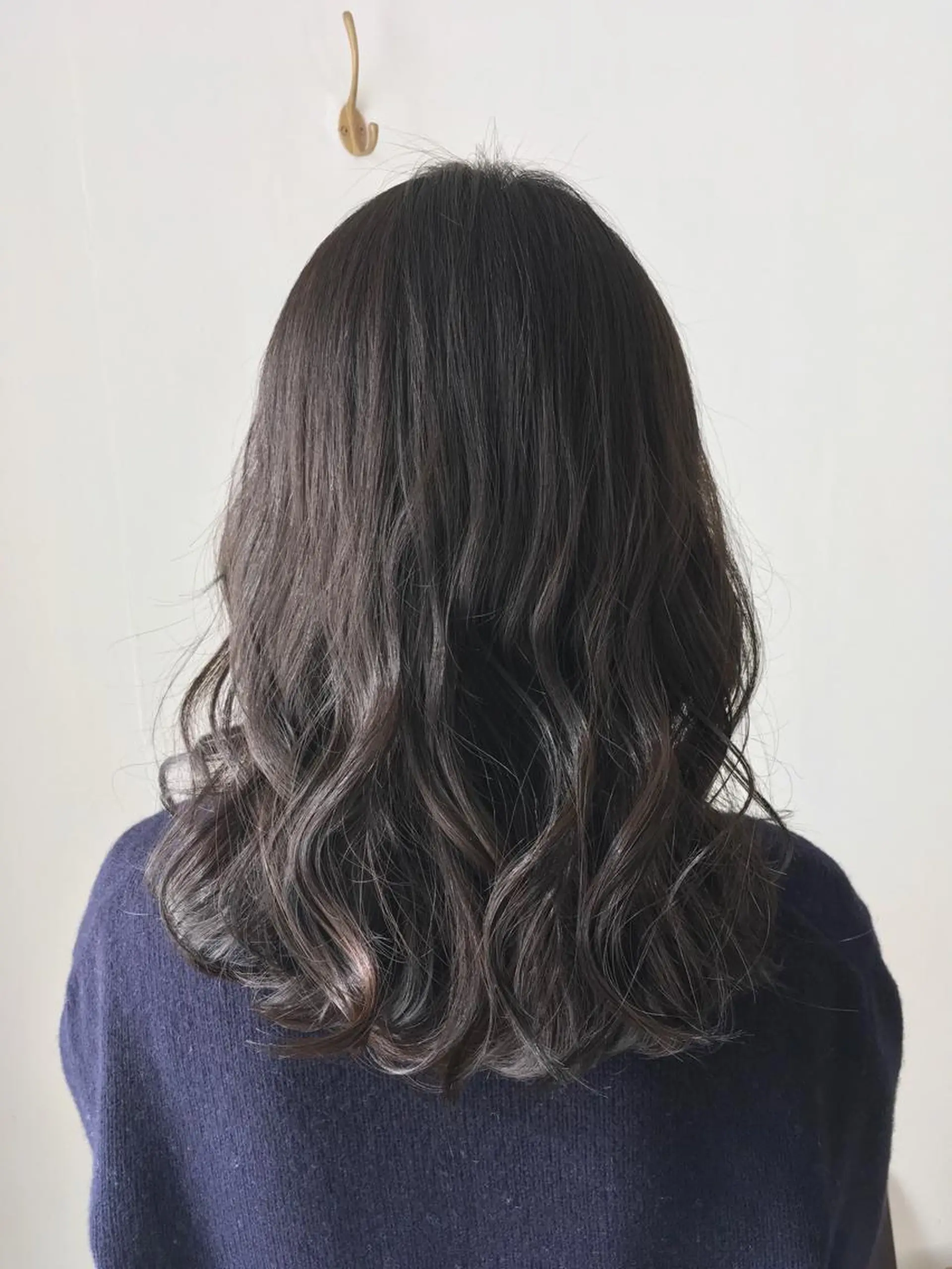 ロング カラー ブリーチ グレージュ ブリーチなしカラー go today shaire salon 本店所属・yoshi ☆のヘアスタイル