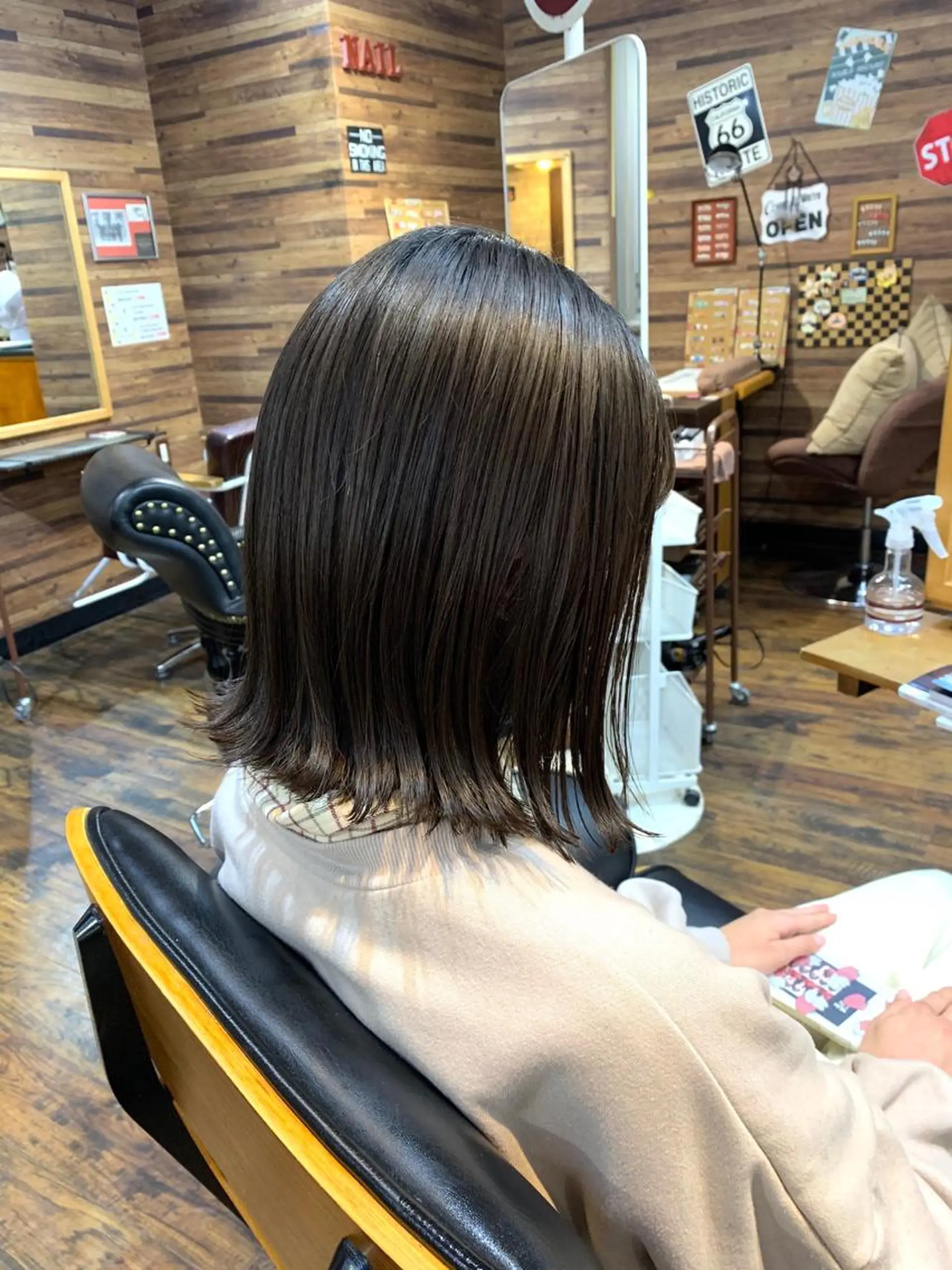 ショート カラー Eleanor 静岡店所属・川名 充✂️のヘアスタイル