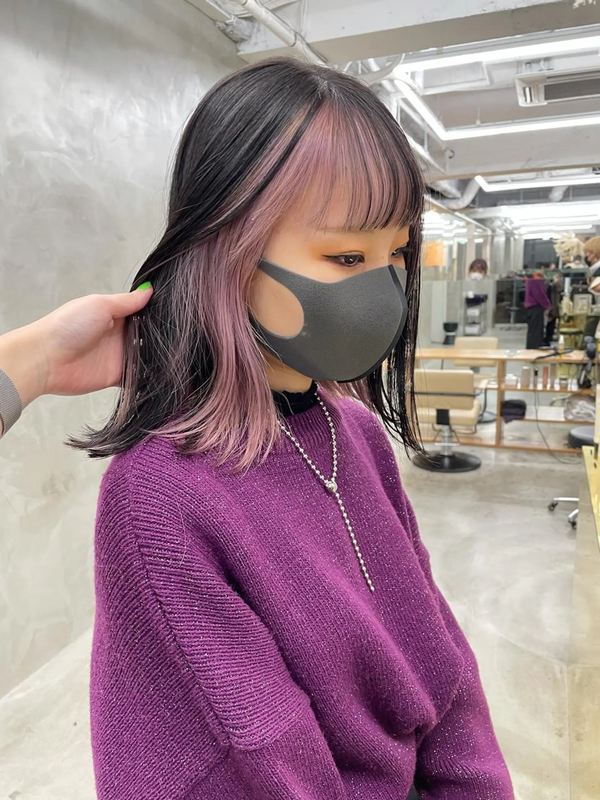 セミロング カラー yurika☁️ 似合わせ｜レイヤーのヘアスタイル