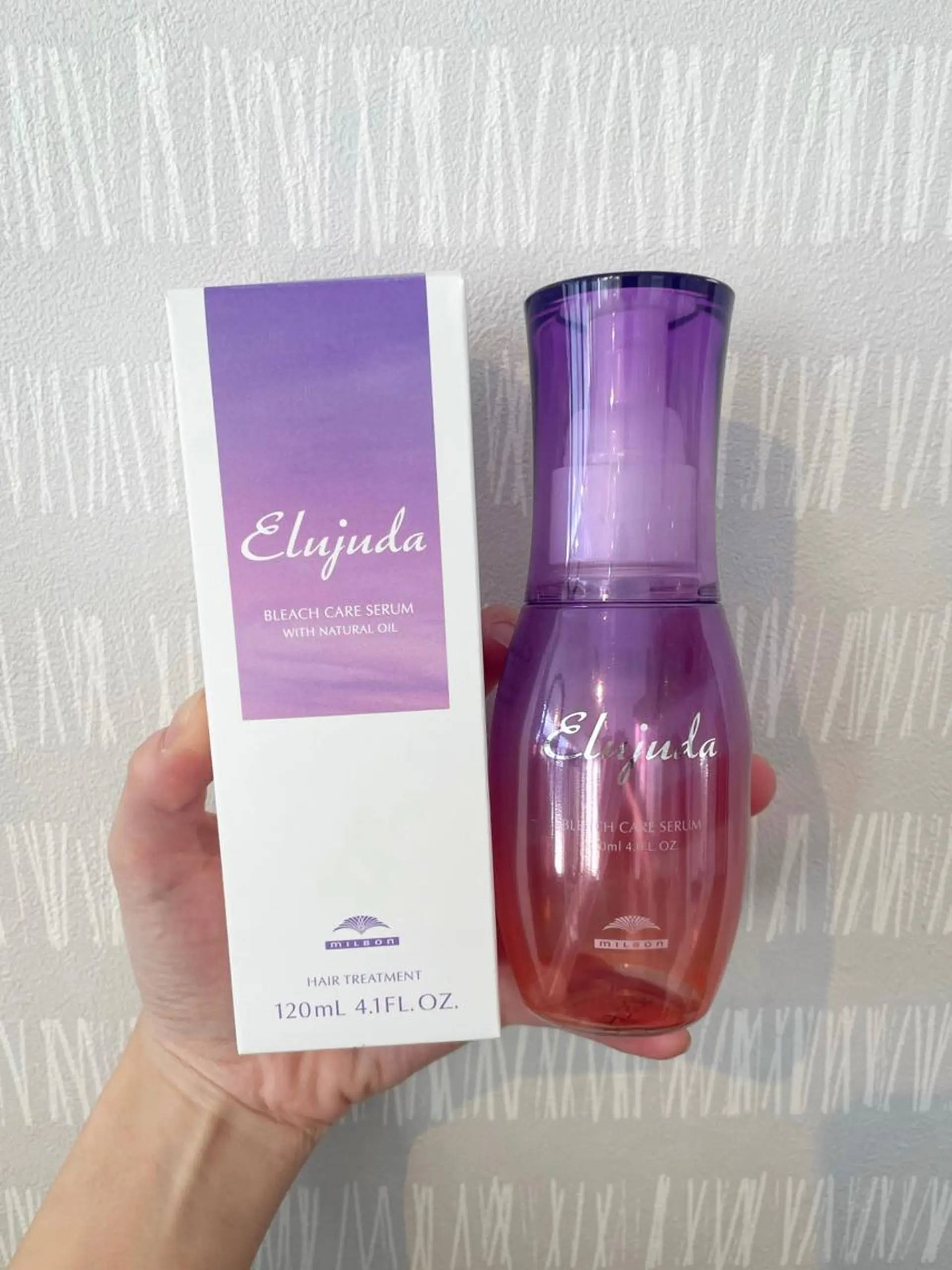 セミロング CREAPY所属・日向野 利菜のヘアスタイル