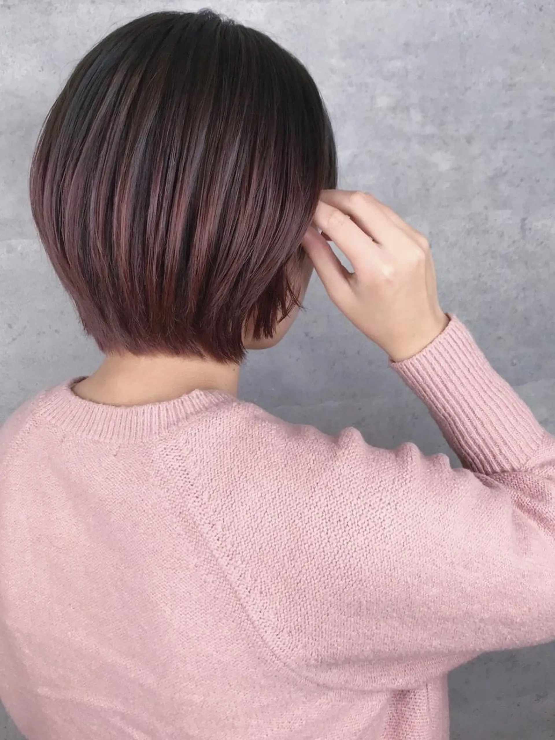 ショート カラー _WHITE 天王寺のヘアスタイル