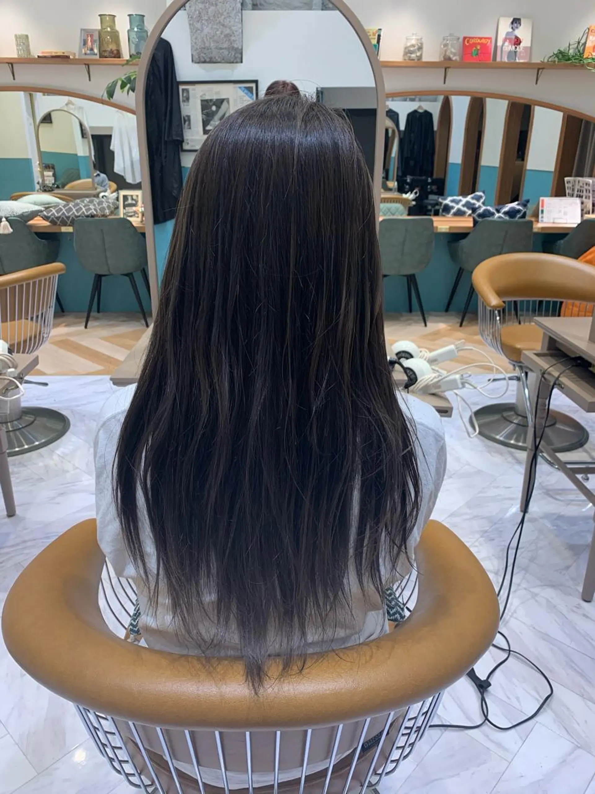 ロング カラー グレージュ ✄個性を生かす✄ 𝒉a𝒓u𝒏aのヘアスタイル