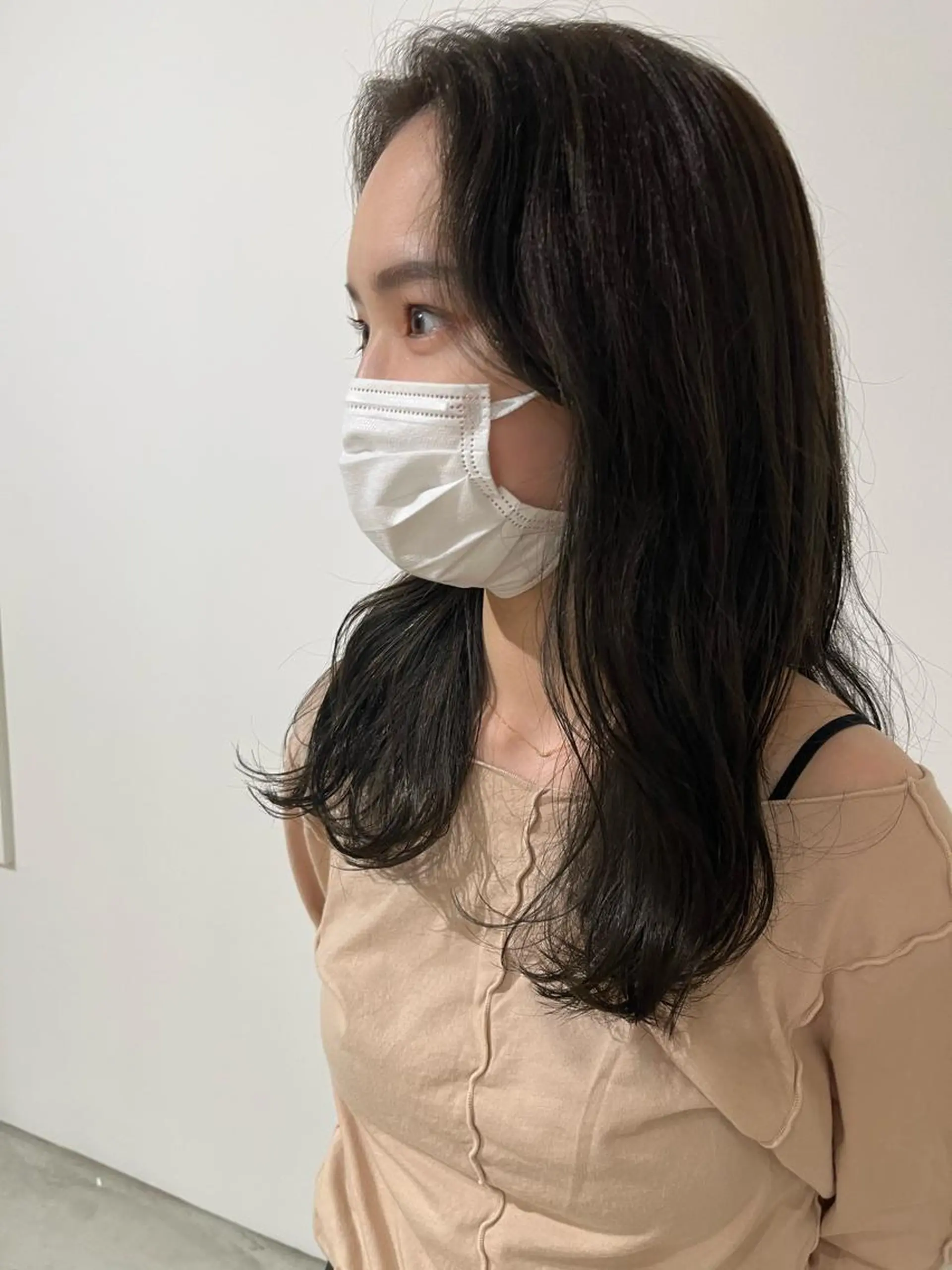 カラー ブリーチ 透明感カラー グレージュ MINX The pass所属・透明感ケアカラー/ レイヤー/ryokaのヘアスタイル