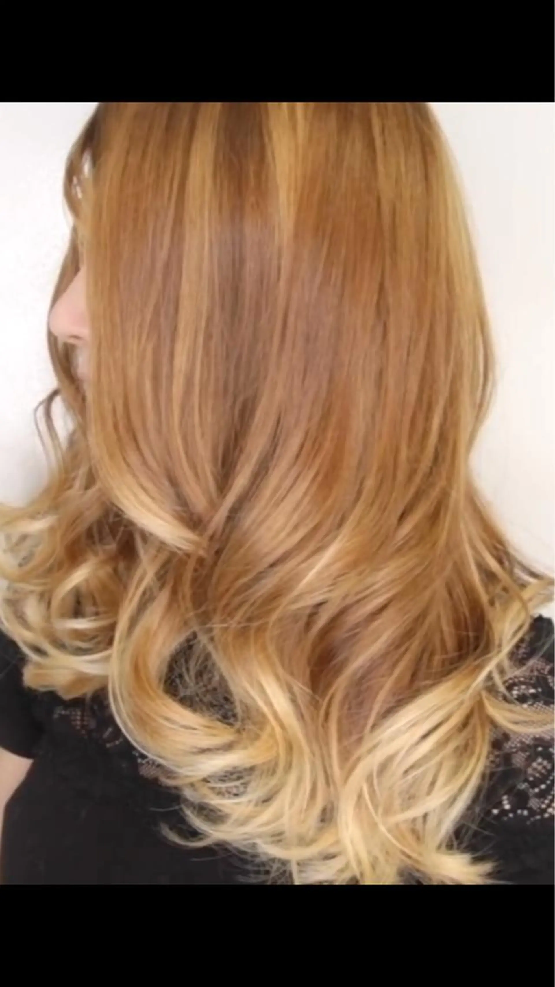 ロング カラー ベージュカラー ブリーチ イルミナカラー ミルクティーベージュ トリートメント 後藤 健史のヘアスタイル