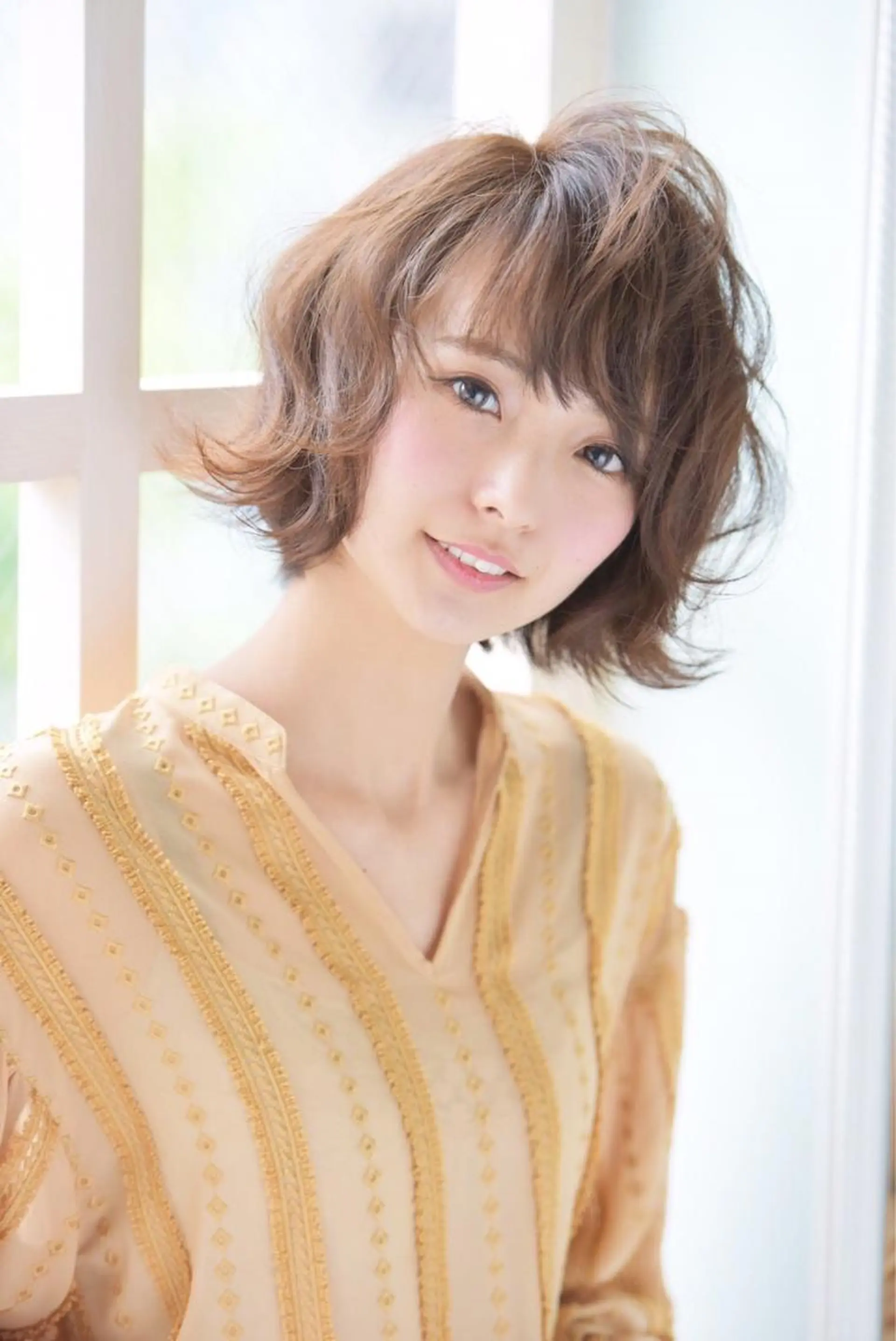 ショート カラー パーマ 奥谷 美代子のヘアスタイル