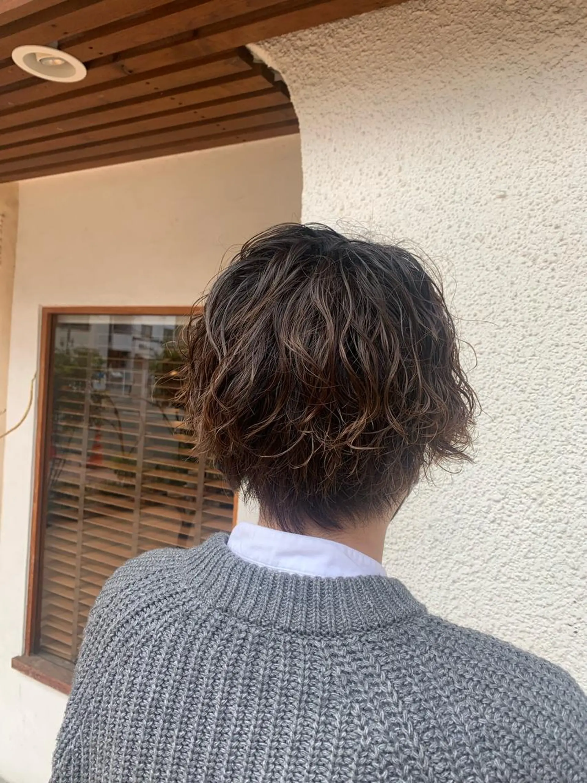 ショート カラー パーマ メンズ putri 川邉 優花のヘアスタイル