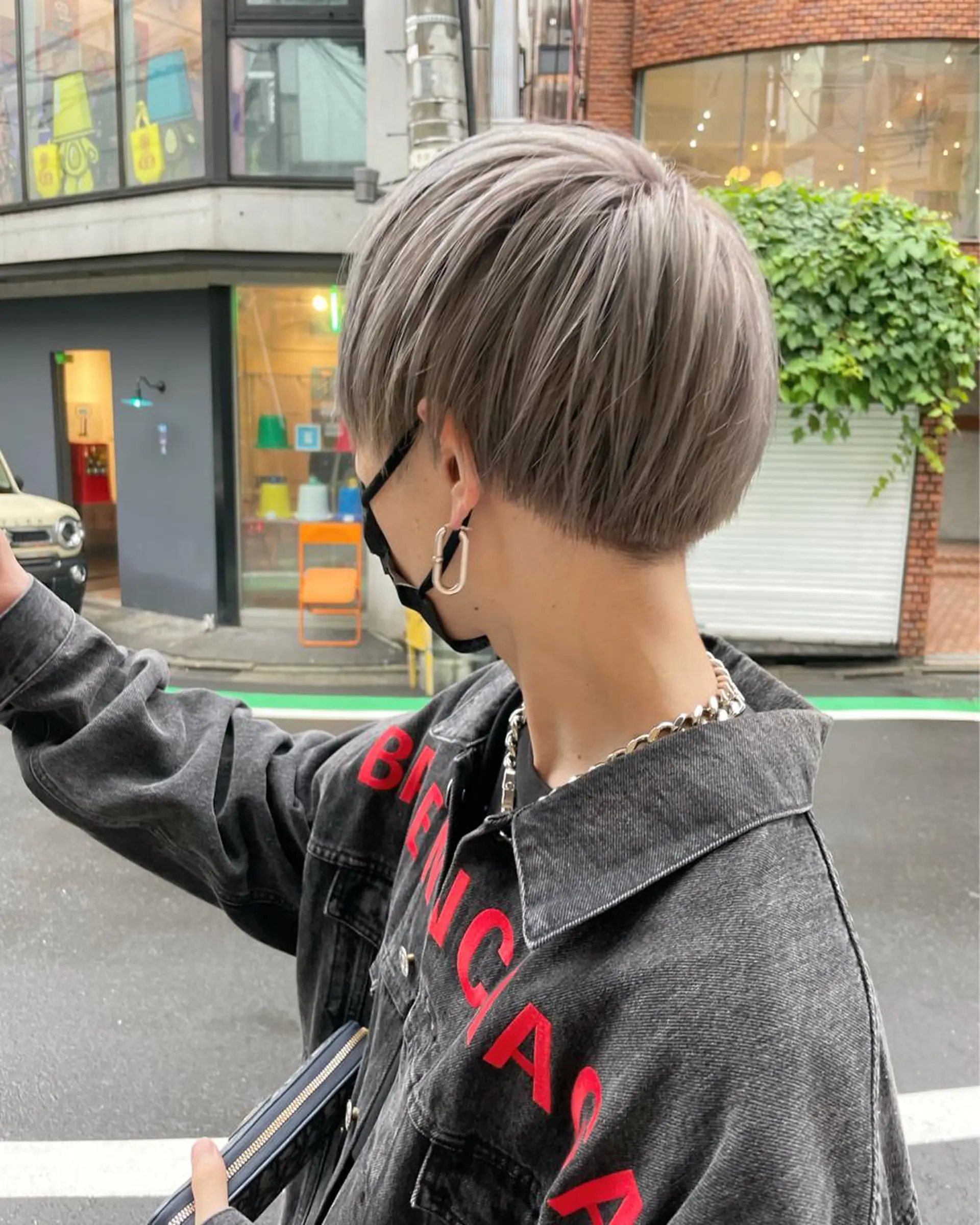 ショート カラー メンズ メンズブリーチ マッシュ ブリーチ グレージュ CiNEMA daikanyama所属・透明感カラー🫧 今泉健太のヘアスタイル