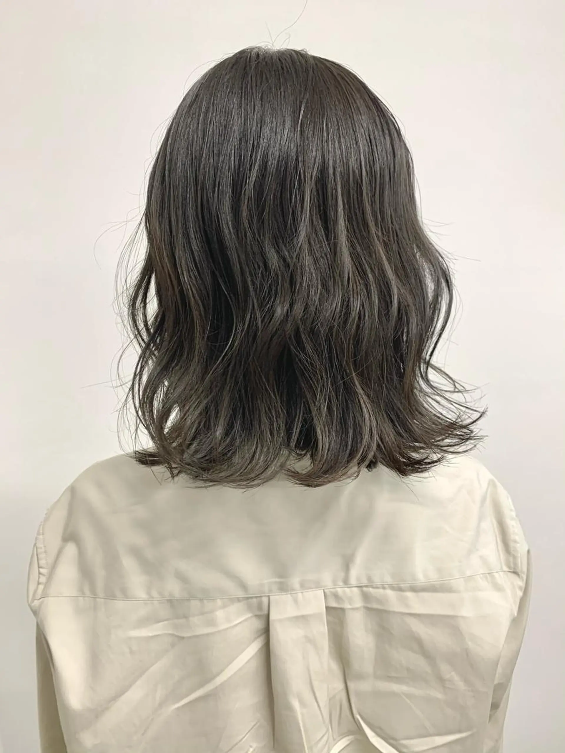 ミディアム カラー 🔵赤み消し透明感 梅田・増田のヘアスタイル