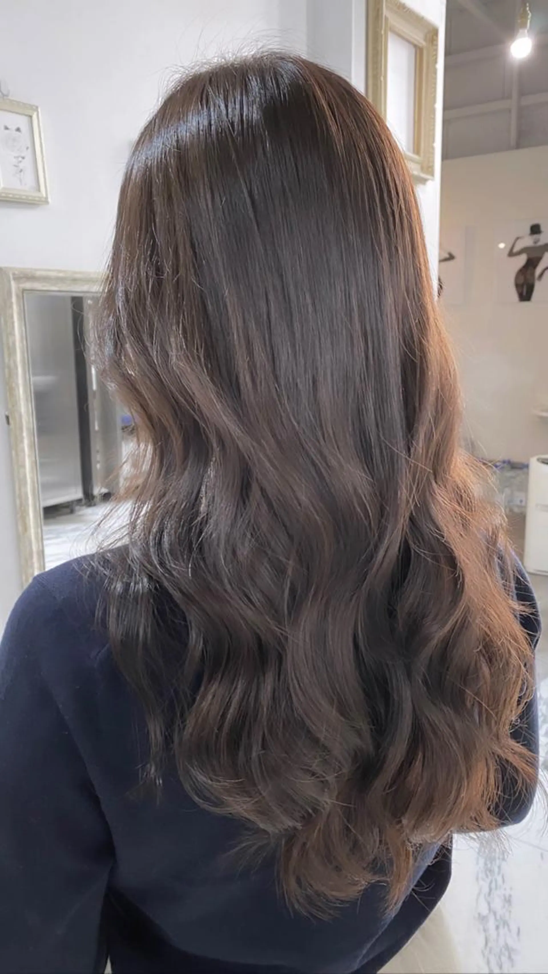 ロング カラー ヘアカラー トリートメント 👑圧倒的カラー👑 佐々木祐希のヘアスタイル