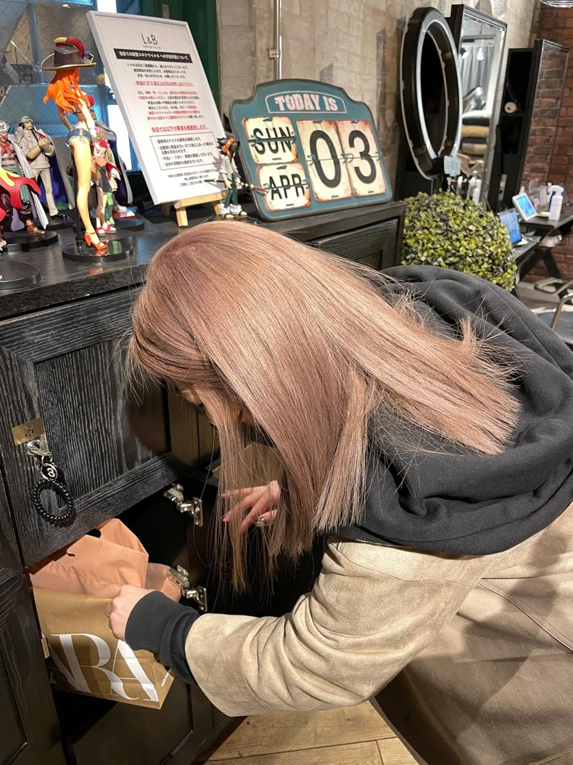 ミディアム カット ヘアカラー 田中 聖也のヘアスタイル