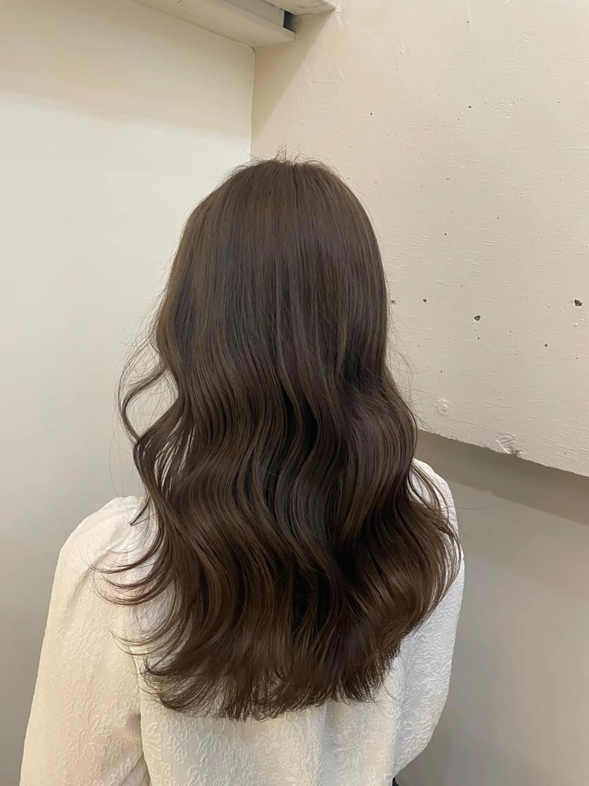 ロング カラー ヘアカラー トリートメント Neolive 千尋のヘアスタイル