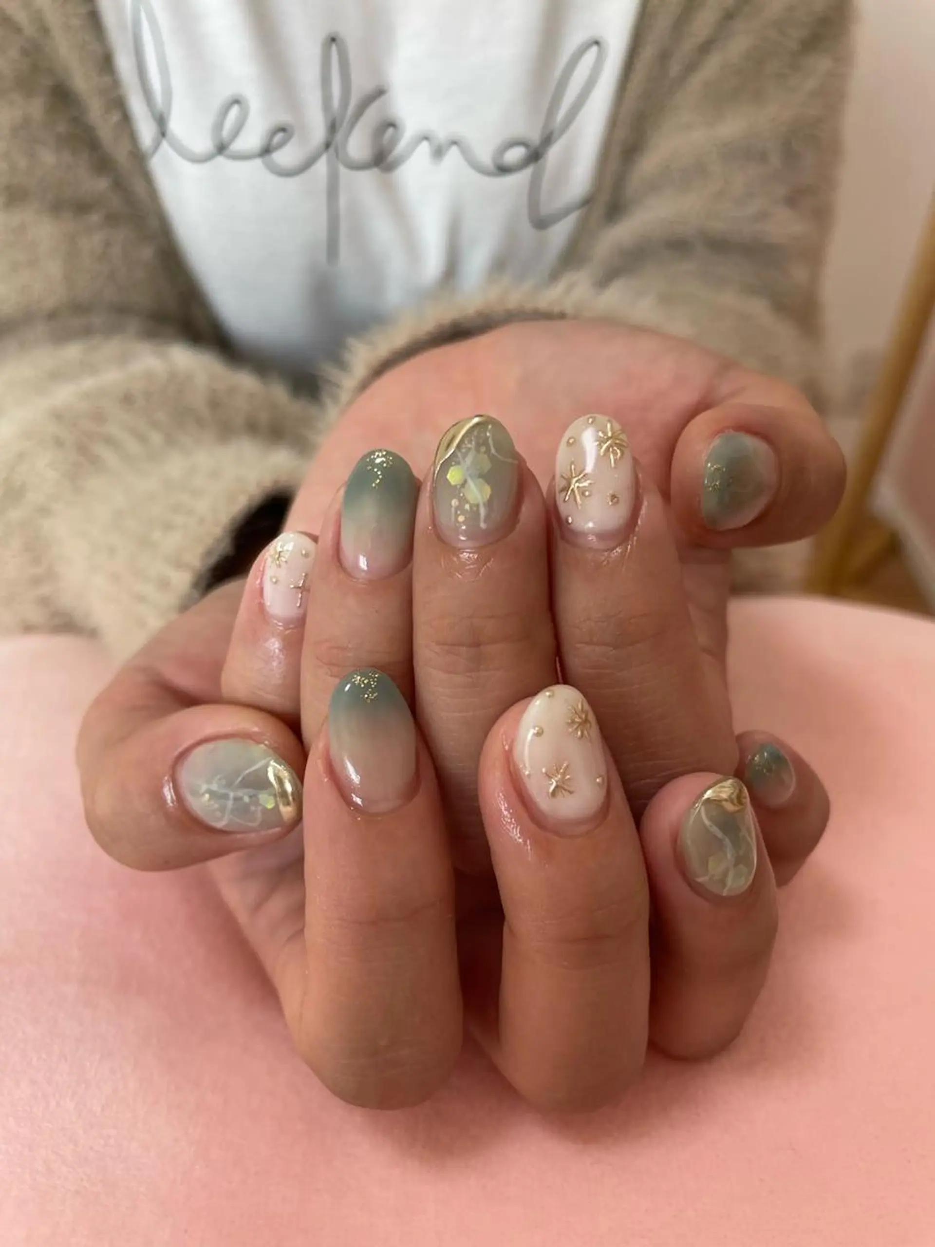 ネイル ハンドネイル フットネイル nailsalon momoのネイルデザイン