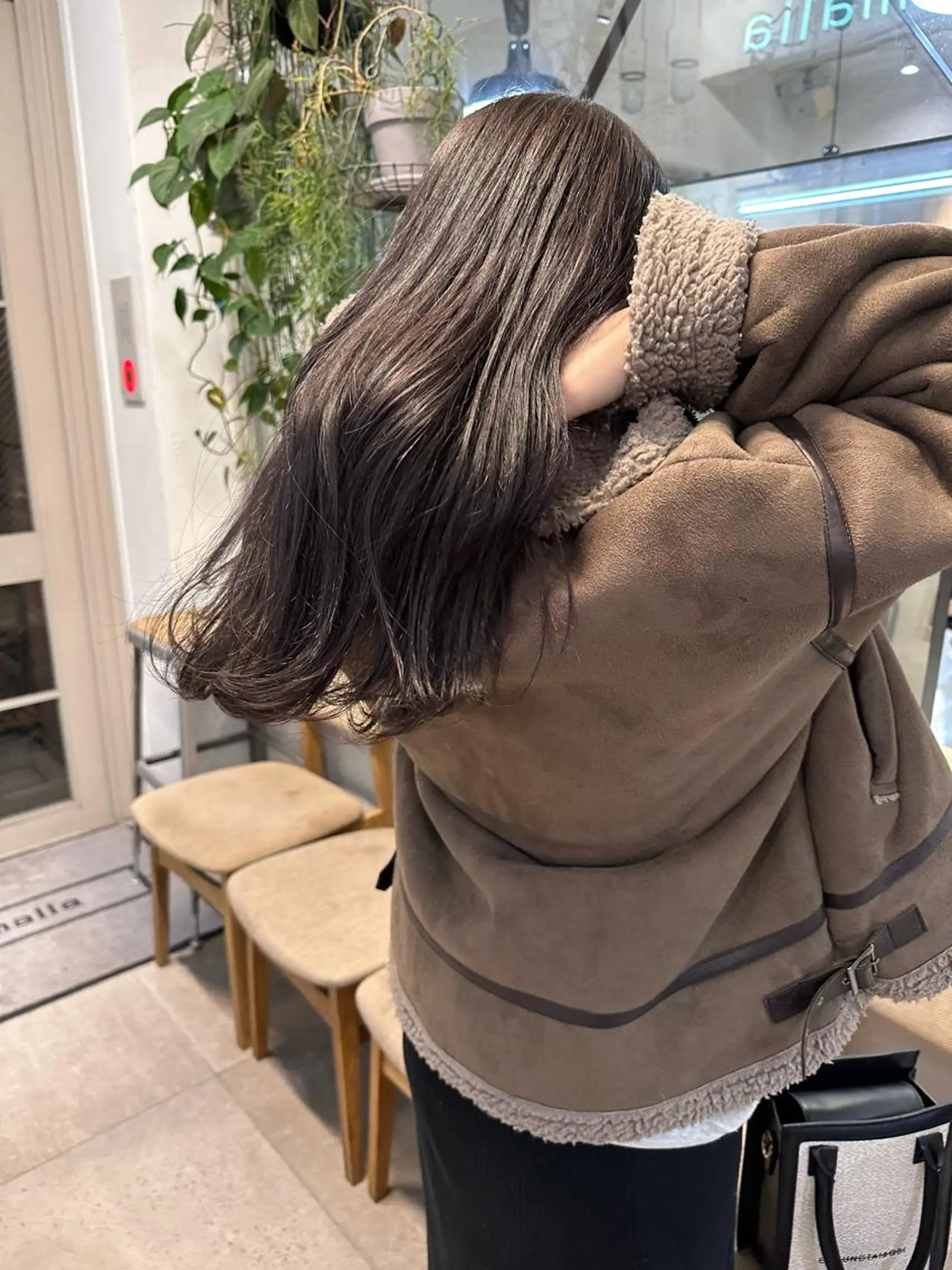 セミロング カラー REINA☁️透明感 カラー/ぷつっと♡のヘアスタイル