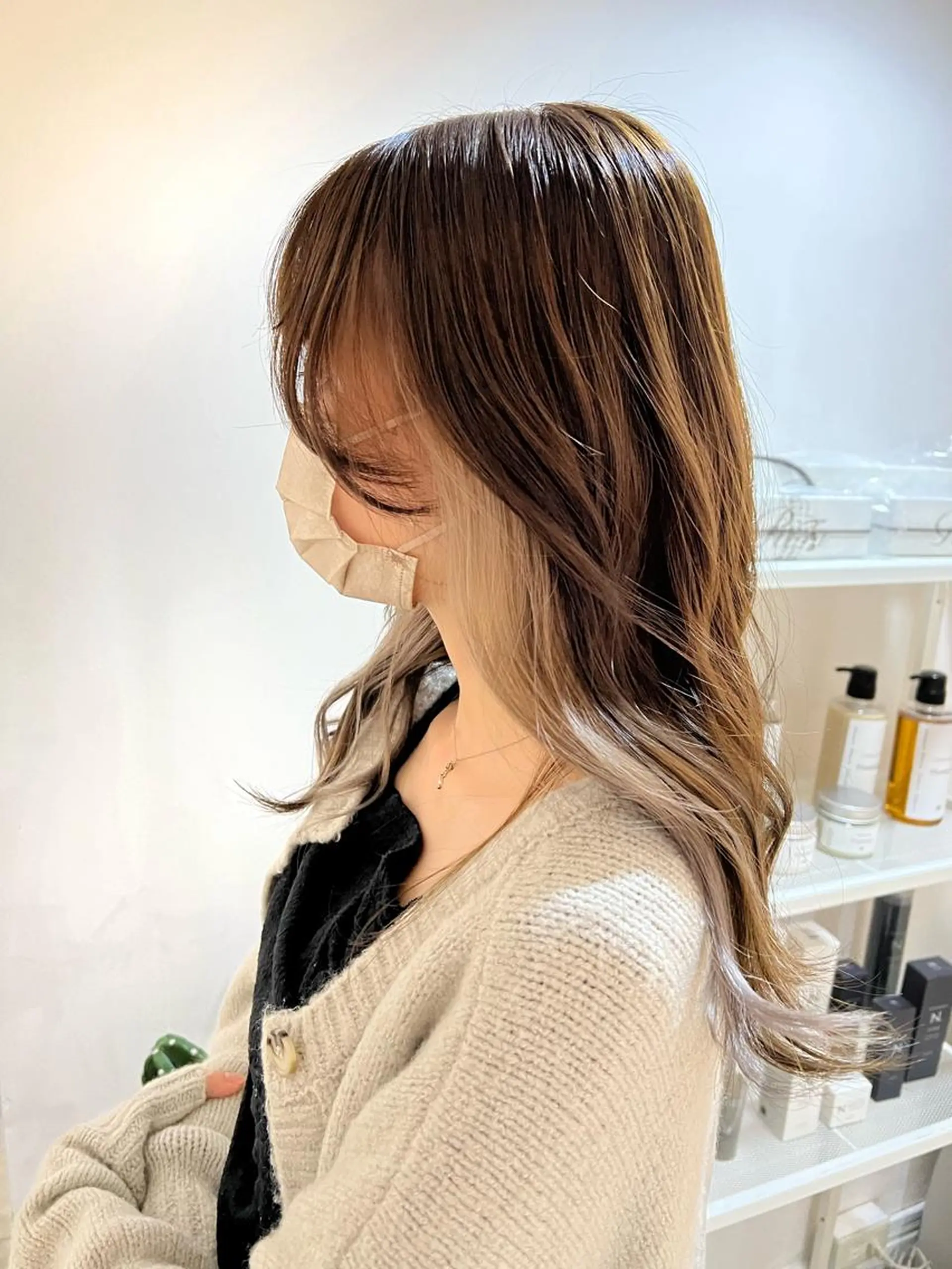 セミロング カラー カット ヘアカラー トリートメント ケアブリーチ/ili 村上佳那多のヘアスタイル