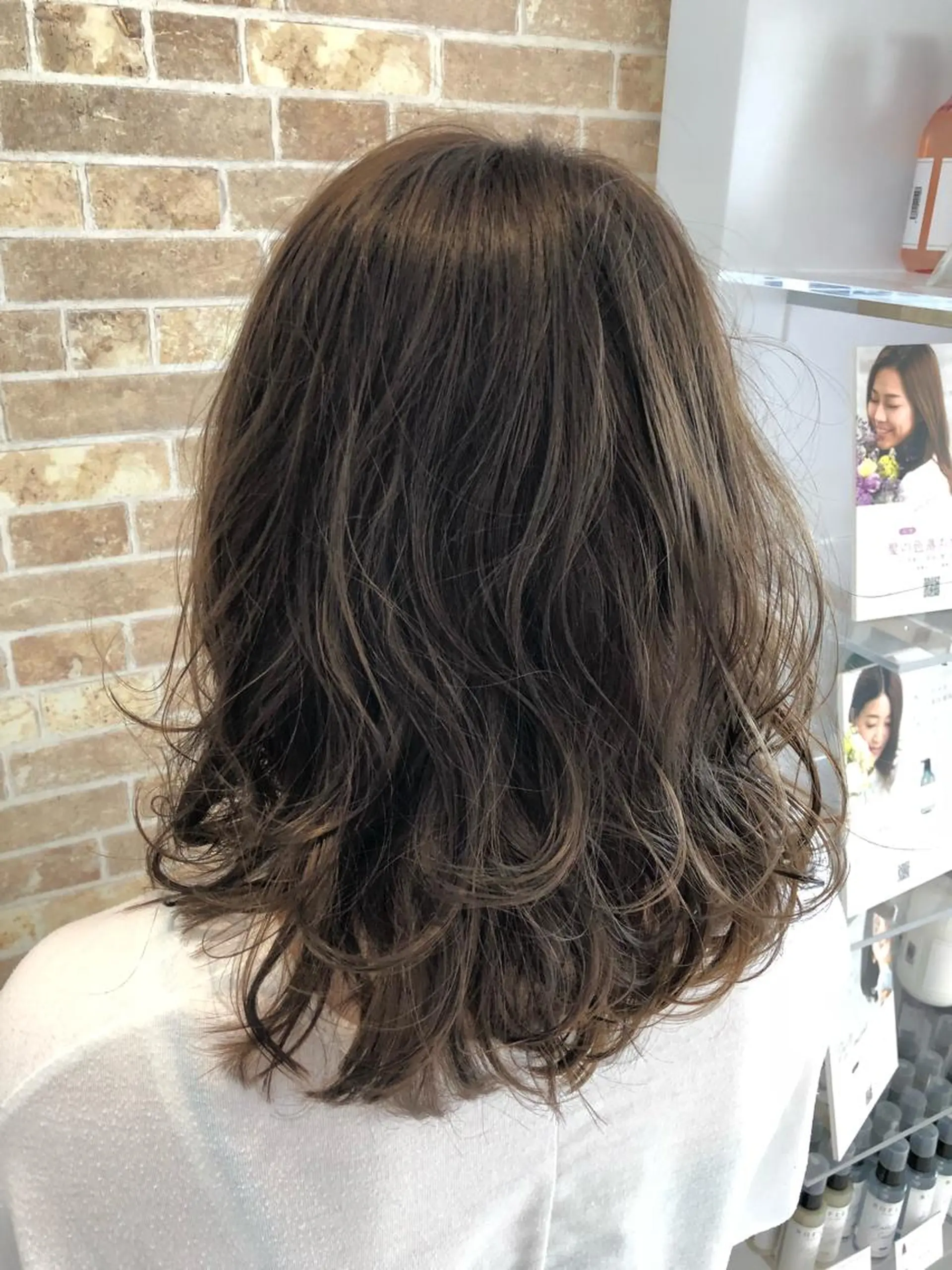 セミロング ハイライト 福元 保雄のヘアスタイル