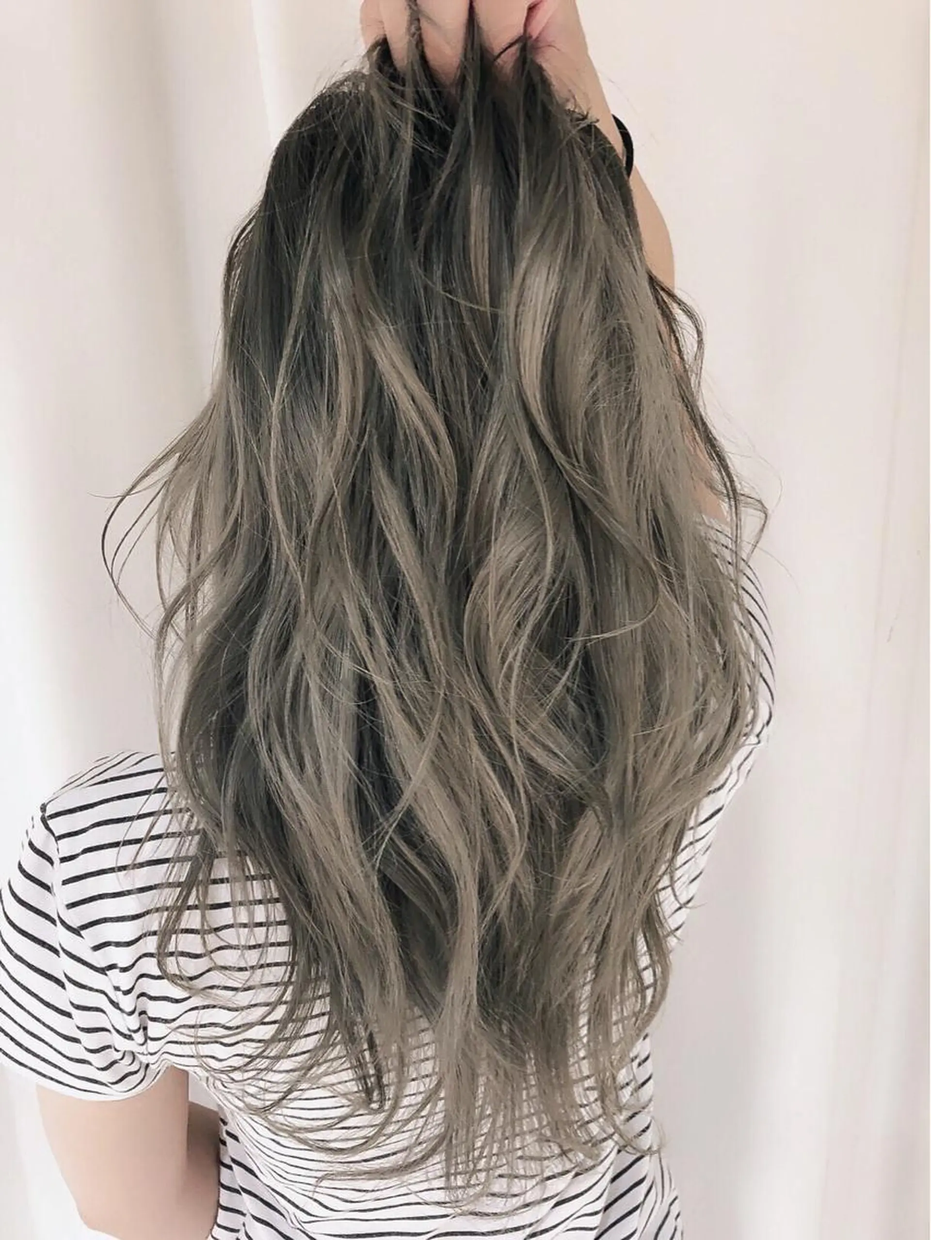 セミロング カラー パーマ アッシュ バレイヤージュ グラデーションカラー グレージュ ハイライトカラー カット ヘアカラー 縮毛矯正 竹内ケンゴ🇰🇷 EIGHT藤沢のヘアスタイル