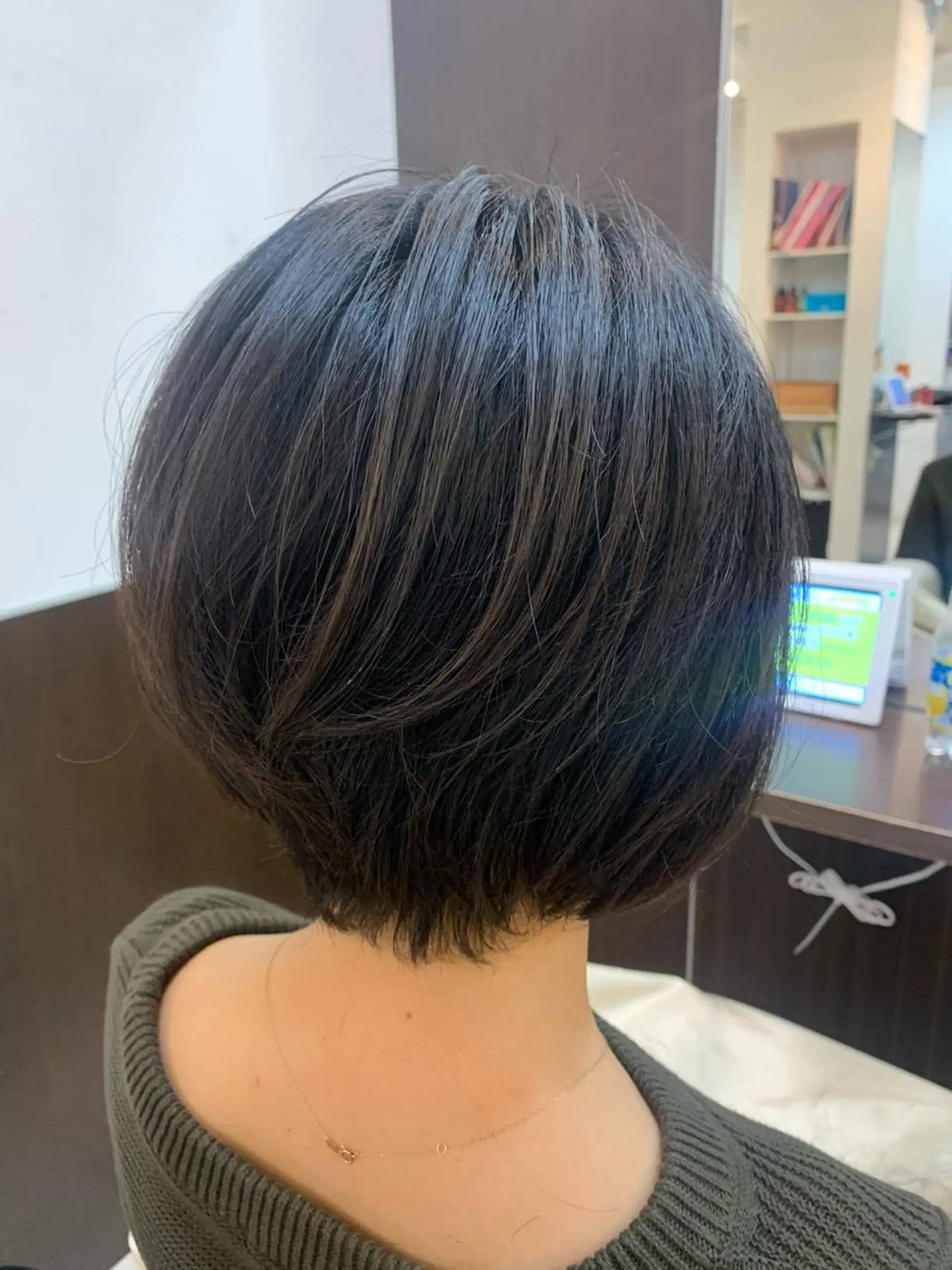 カラー 大人女性ぼかし メンズ強化🦙平作のヘアスタイル