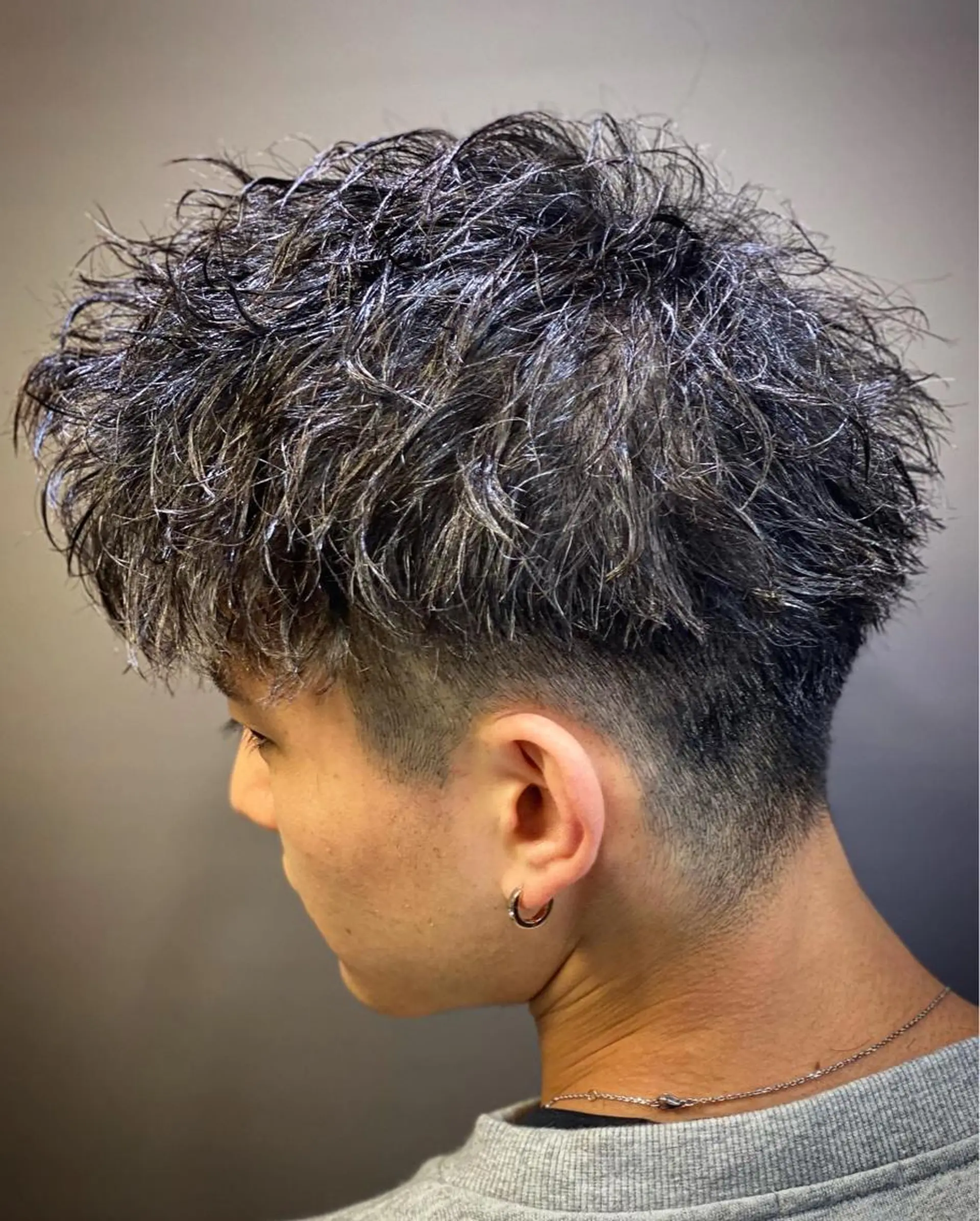 ショート パーマ 浅見 天翔のヘアスタイル