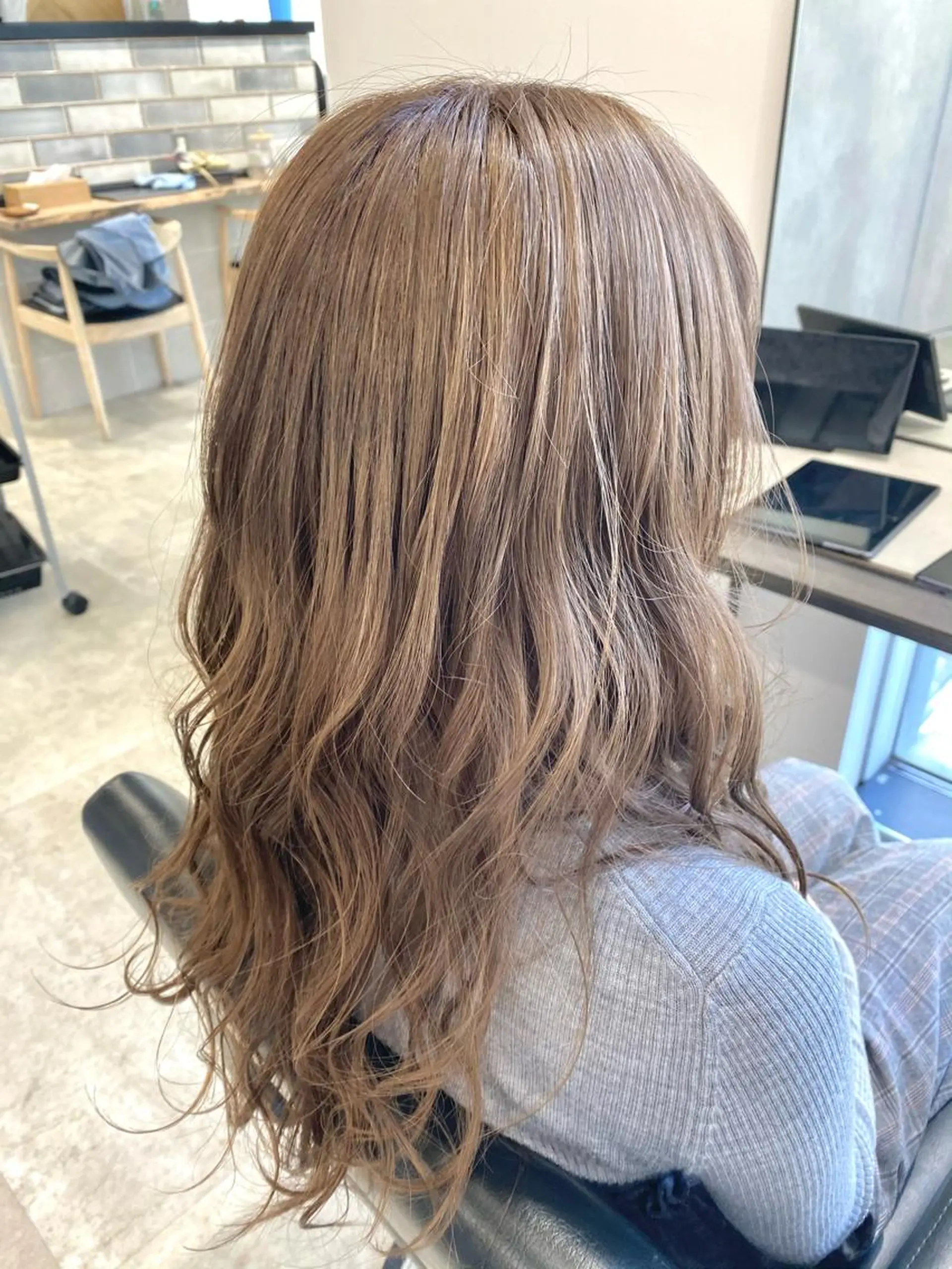 ロング カラー ベージュカラー ヘアカラー ピンク/ベージュ /似合わせ/田島百華のヘアスタイル