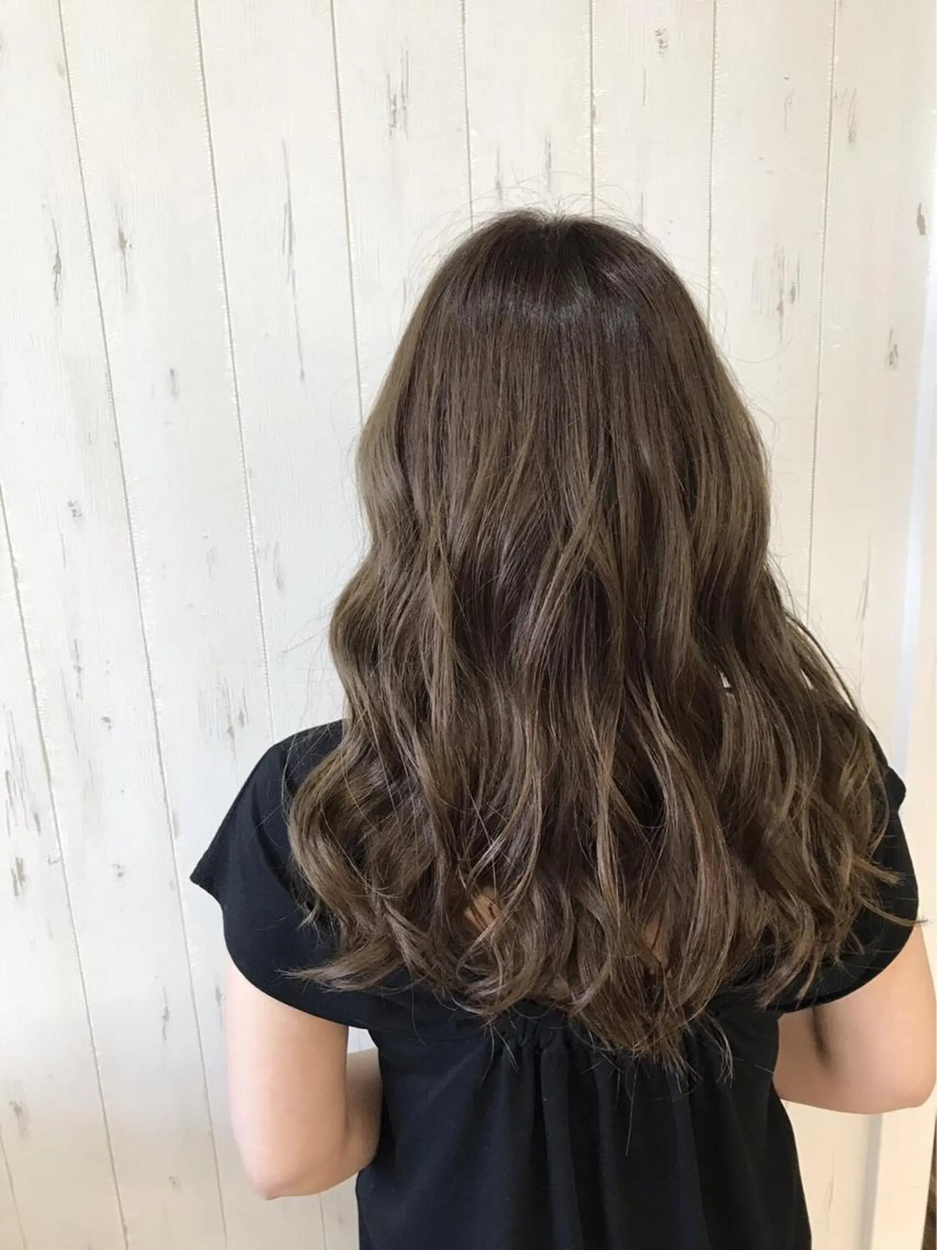 ロング カラー ヘアアレンジ アッシュ アッシュブラウン ブラウンカラー 透明感カラー メンズ人気NO,1 Genieジーニーのヘアスタイル
