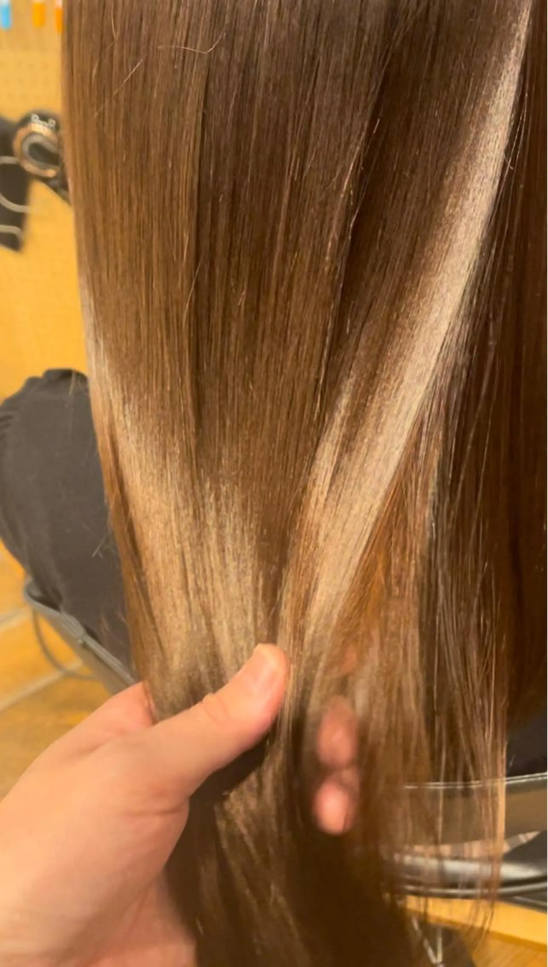 ロング カラー パーマ ブリーチ ケアブリーチ ダブルカラー ハイライトカラー インナーカラー 【美髪とカット】 AKIFUMIのヘアスタイル