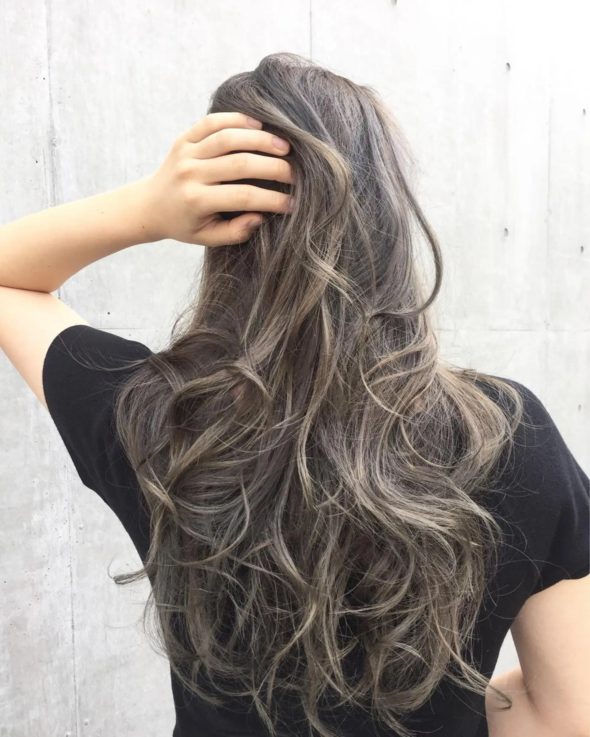 ロング カラー グレージュ カット ヘアカラー トリートメント ヘッドスパ 🌿海外Style・ KOHEIのヘアスタイル