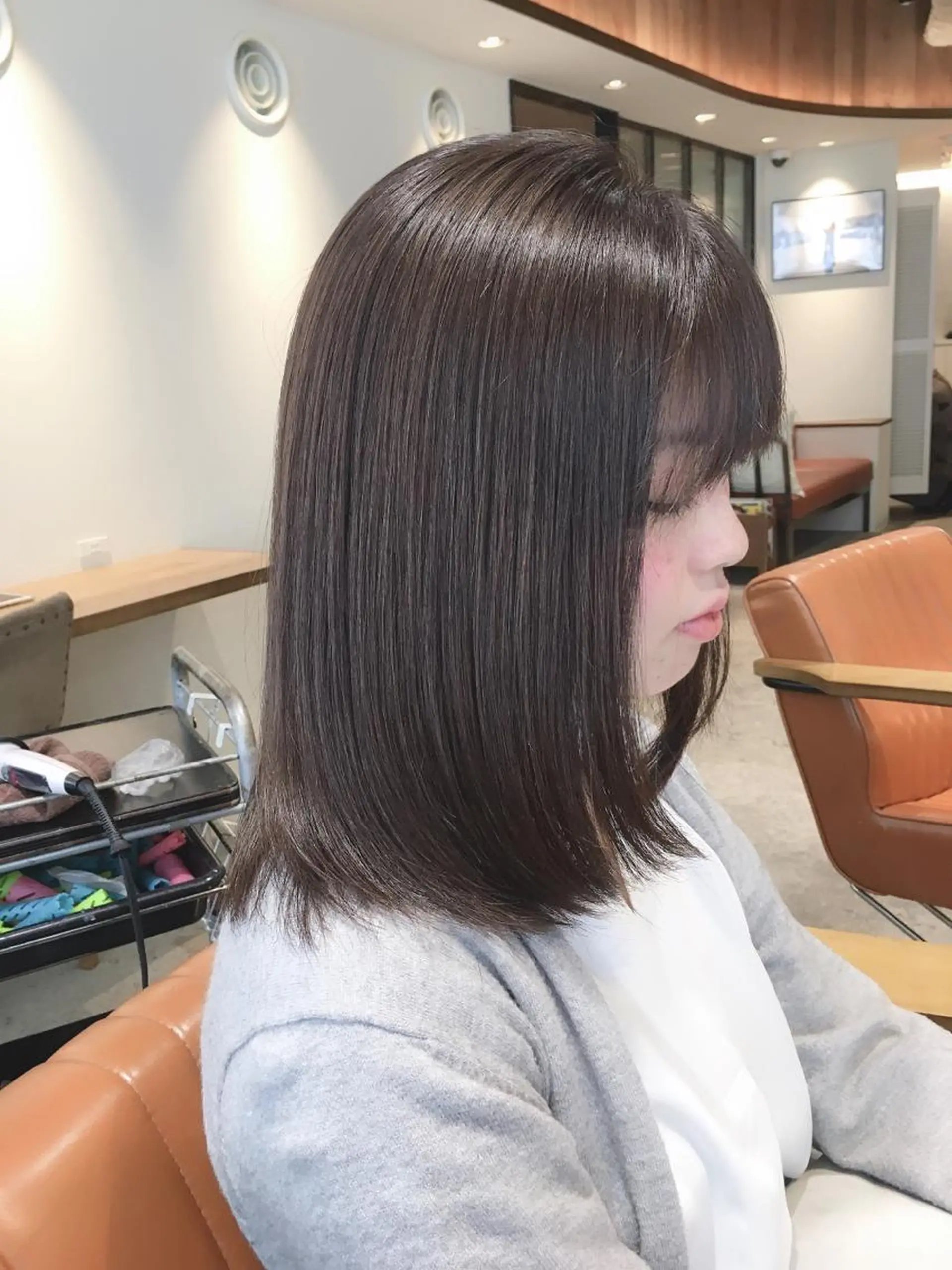 ミディアム ショートボブ ボブ ハイライト 外ハネヘア メンズツイスパ ショートフクヤマシンのヘアスタイル