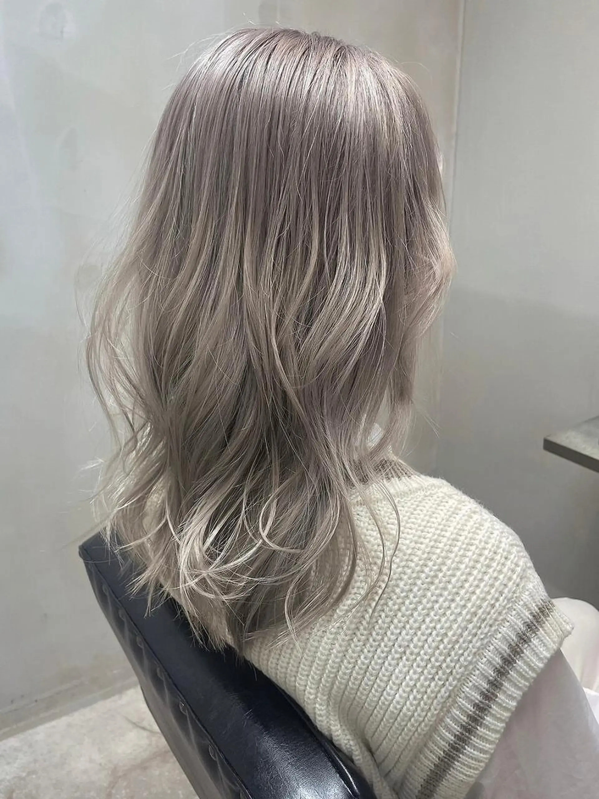 セミロング カラー ヘアカラー トリートメント SOURCE 堺東のヘアスタイル