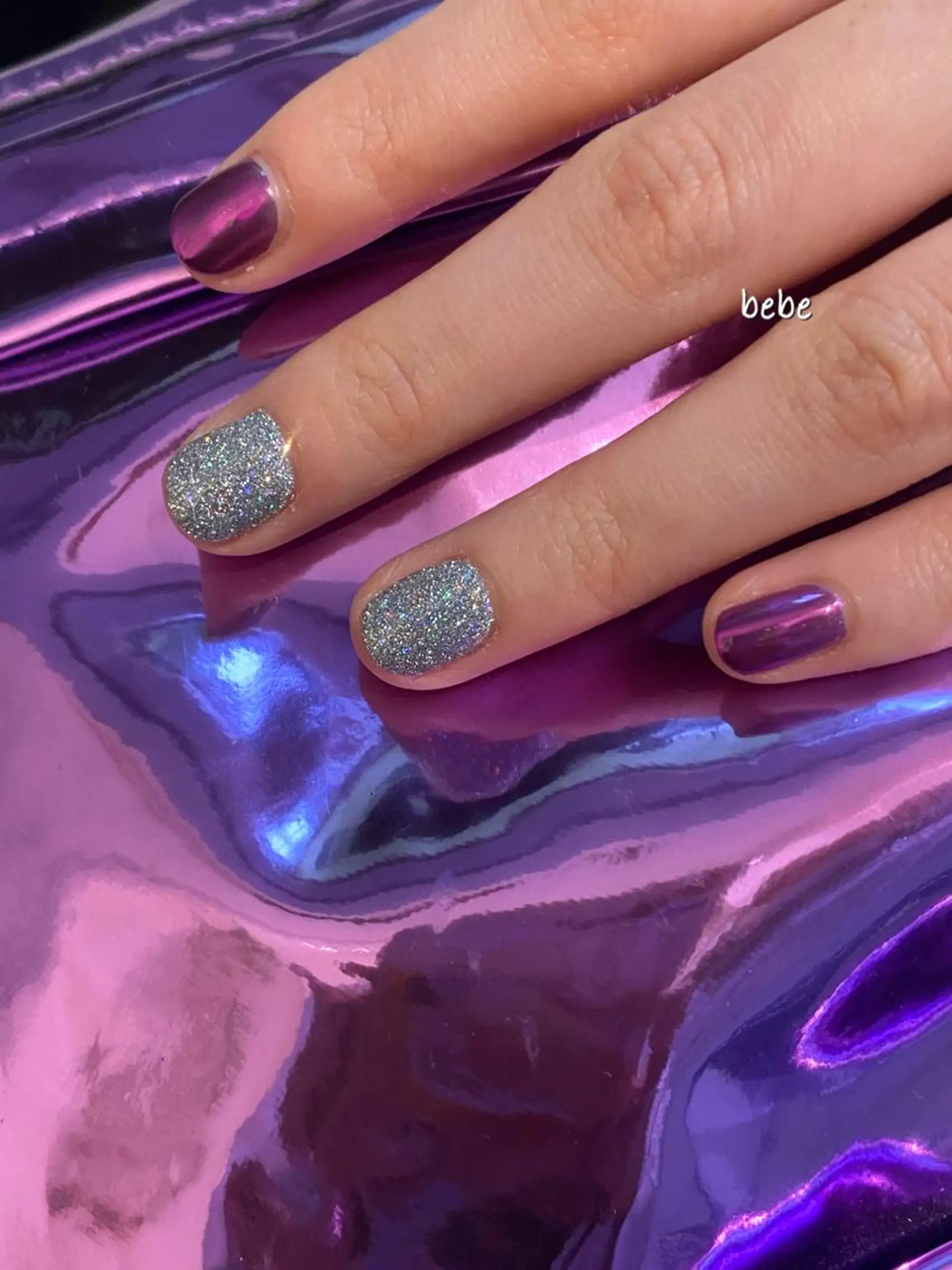 ネイル フラッシュネイル キラキラネイル ミラーネイル Ann. nail.tokyo所属・Ann nailのネイルデザイン